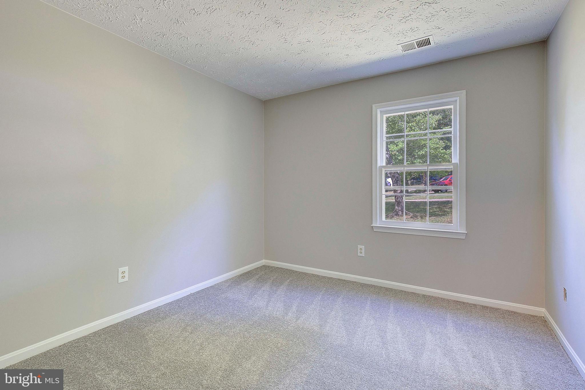 SENTRY WOODS - Residential