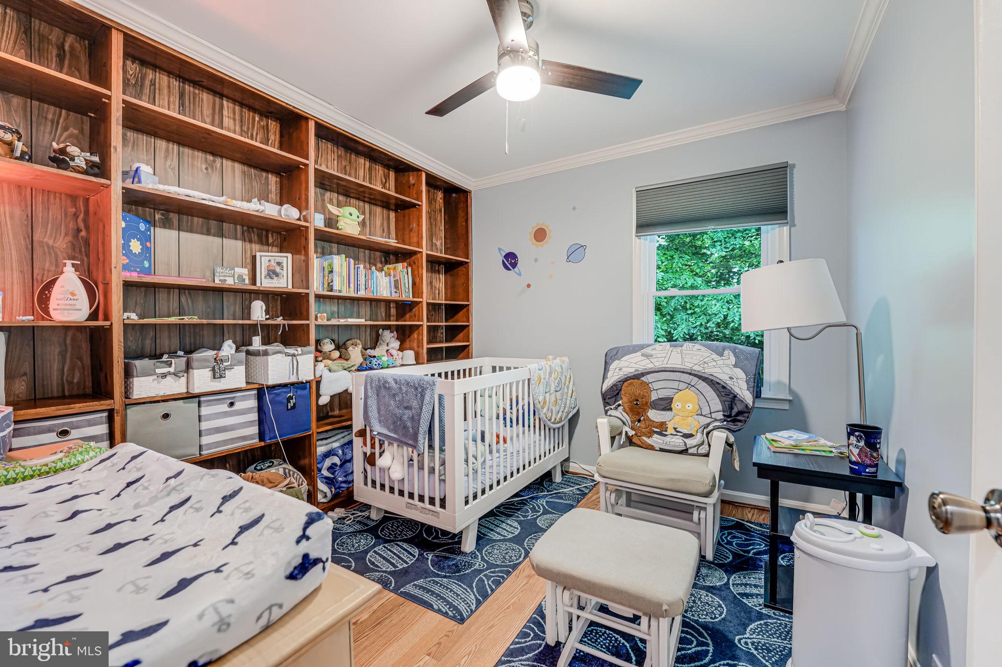 LONGWOOD KNOLLS - Residential Lease