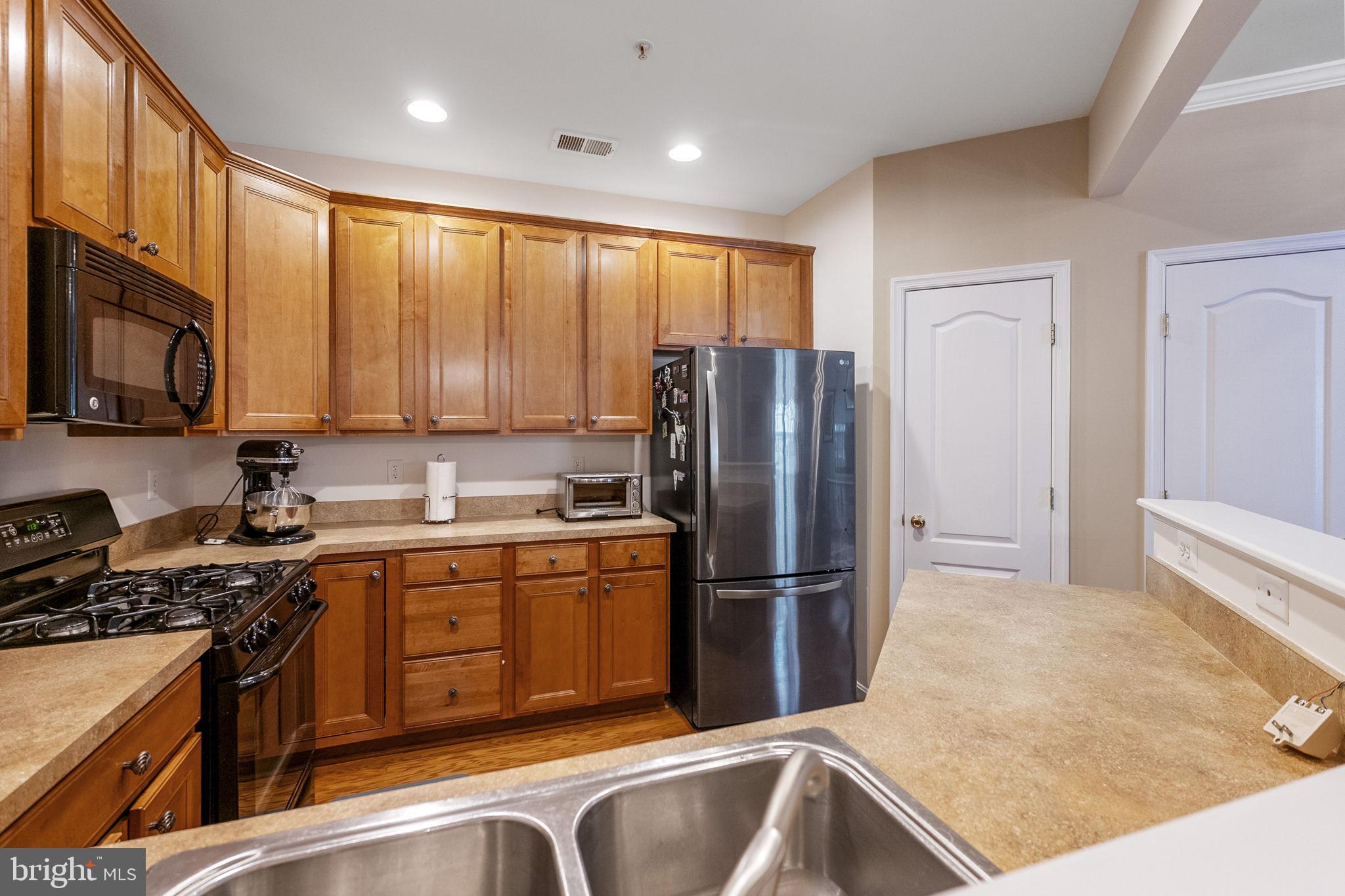 127 MOUNTAIN CREEK CIRCLE