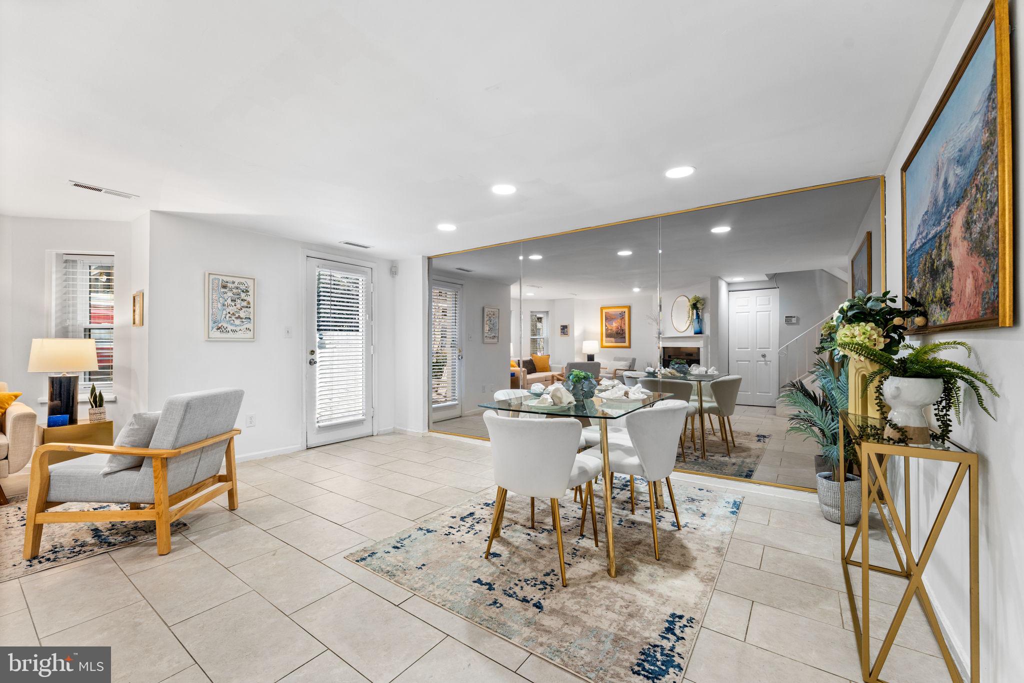 1124 25TH STREET NW T4