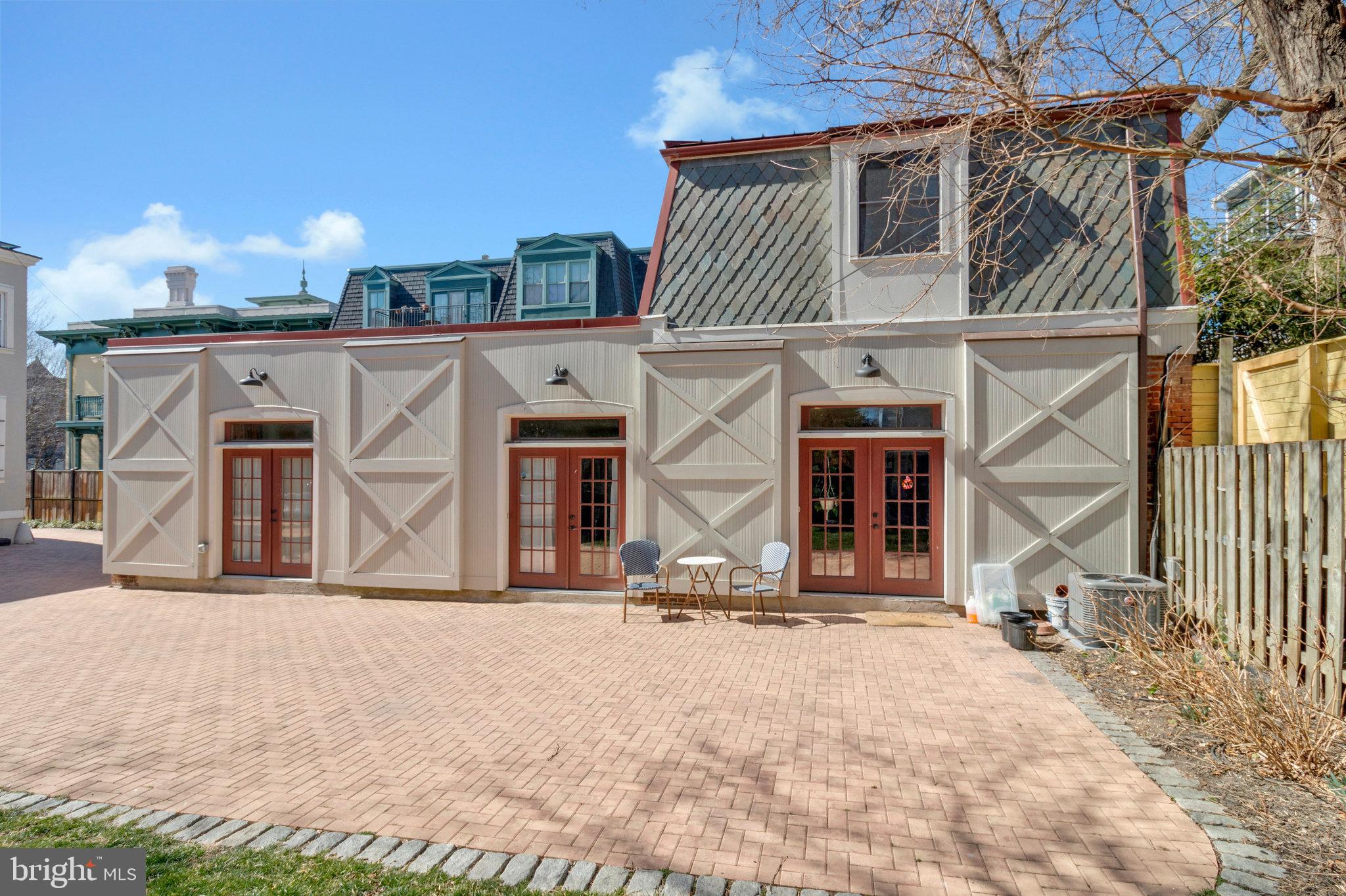 LEDROIT PARK - Residential Income