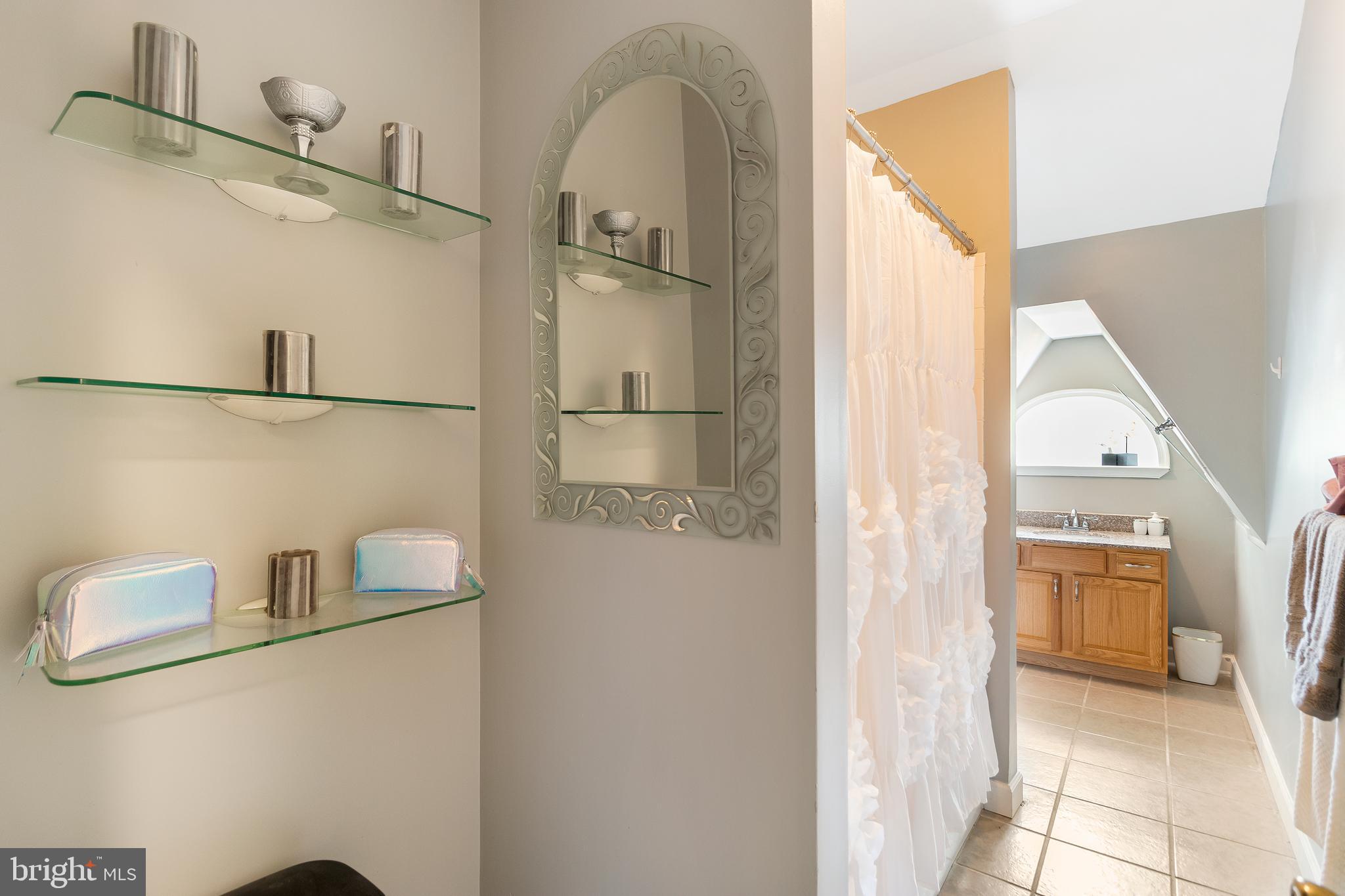 FRANKFORD - Residential