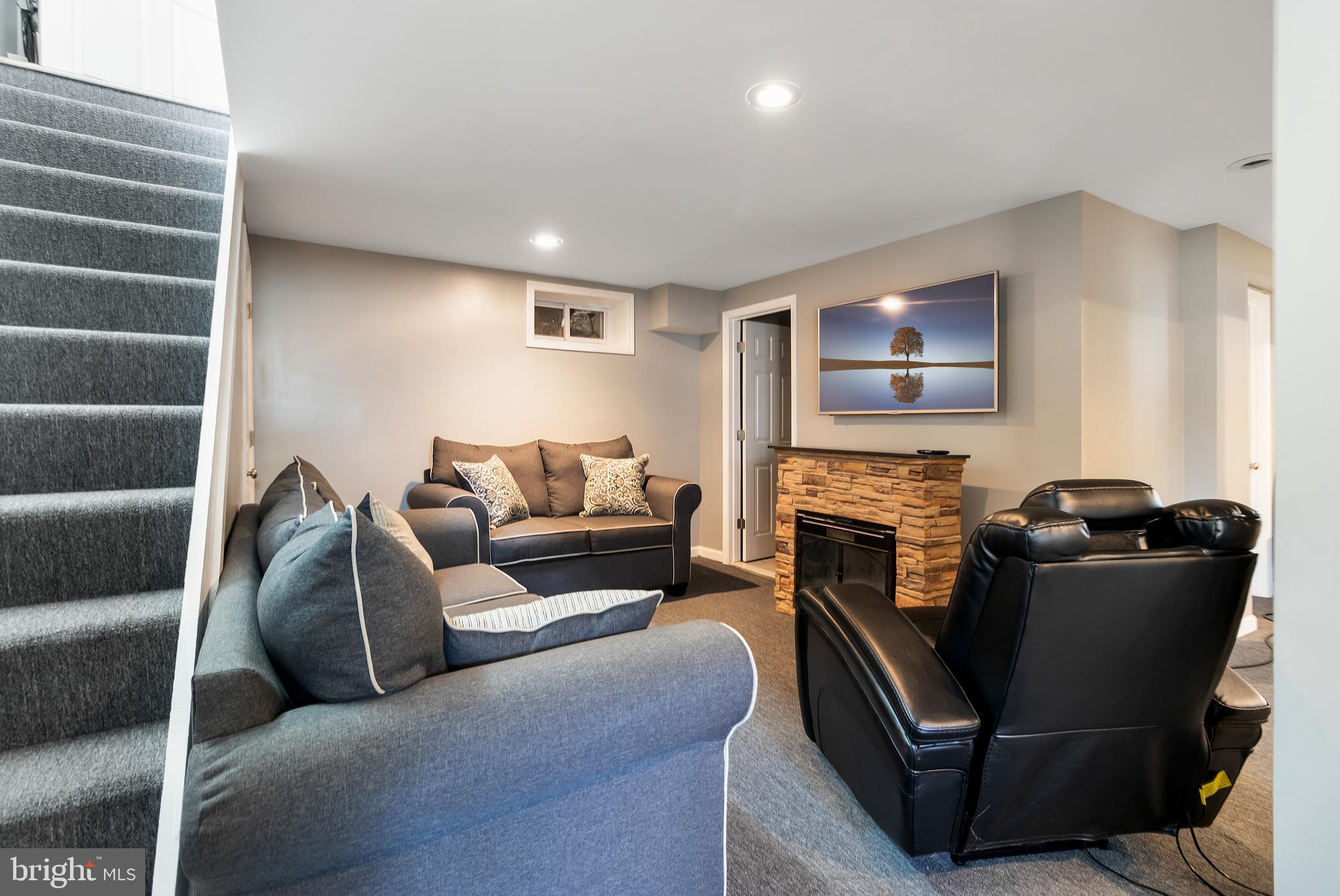 FRANKFORD - Residential