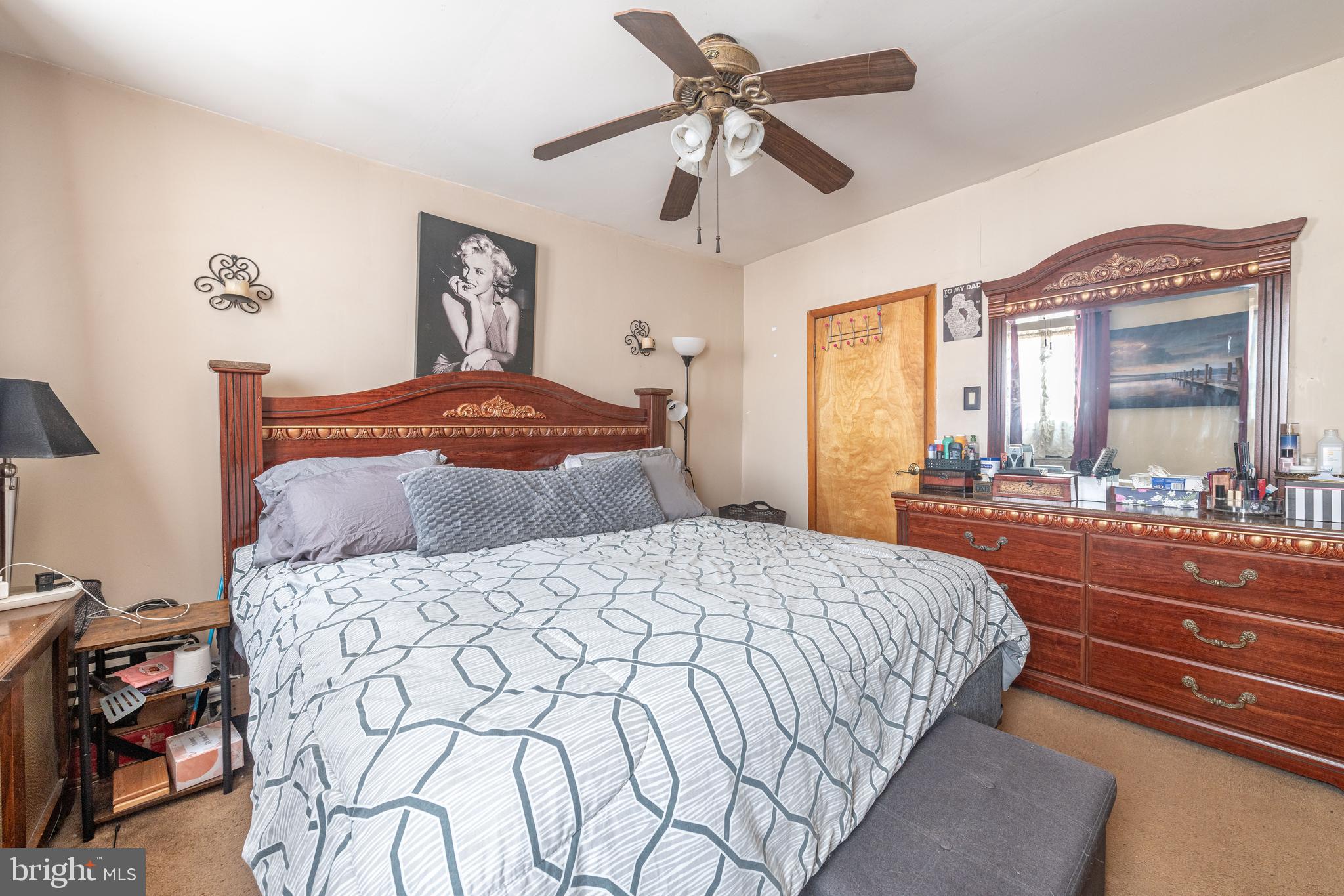 GIRARD ESTATES - Residential