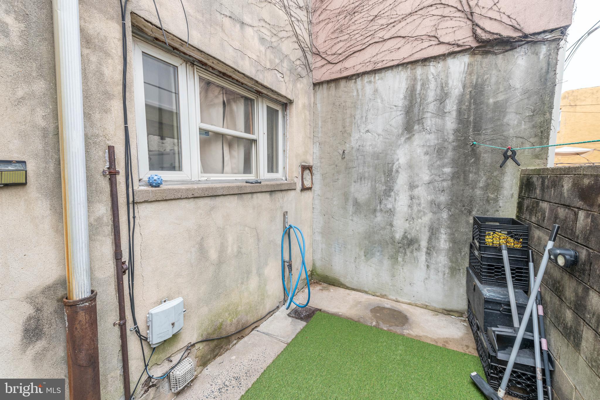 GIRARD ESTATES - Residential