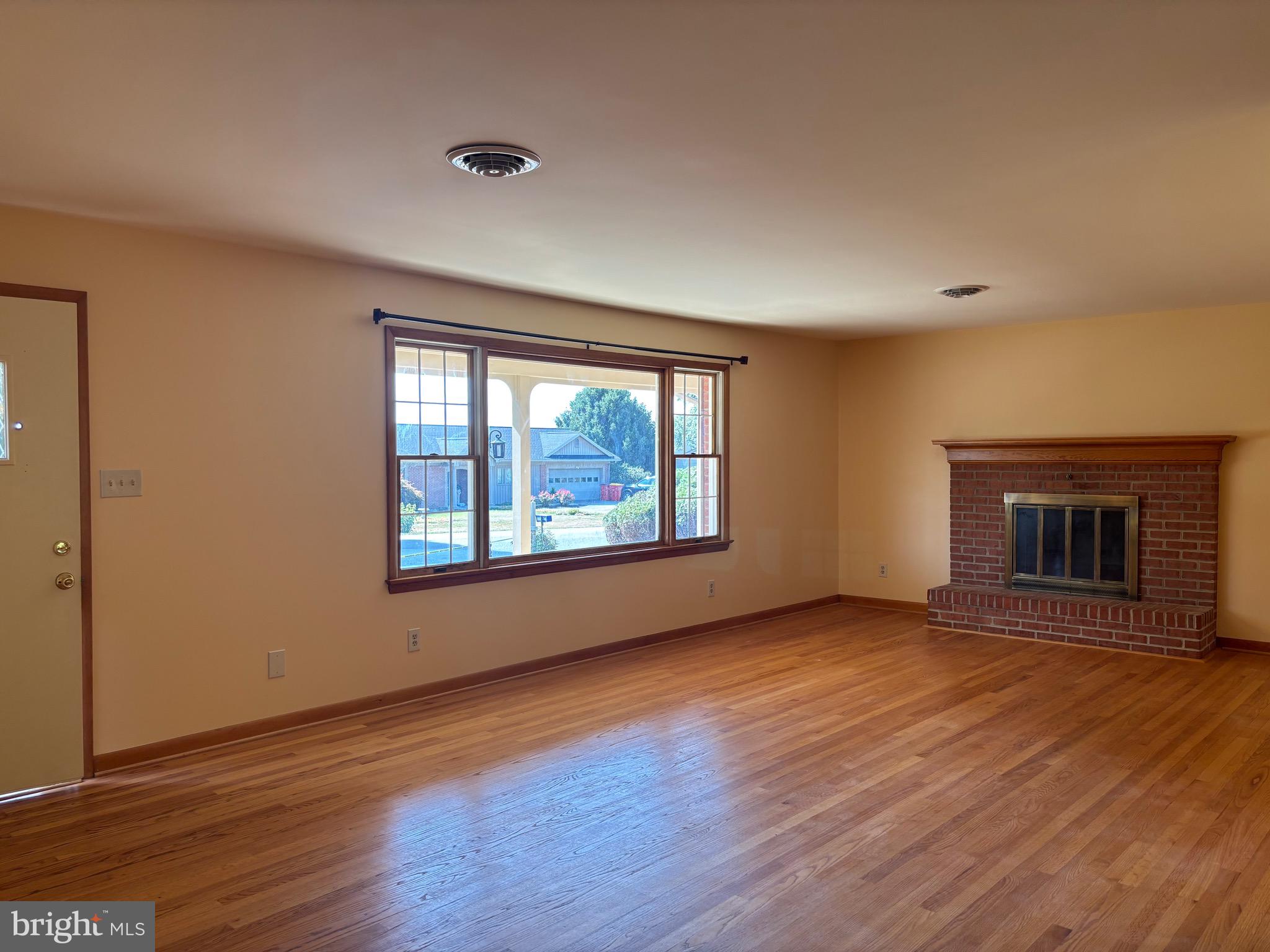 BRIGHTWOOD ACRES - Residential