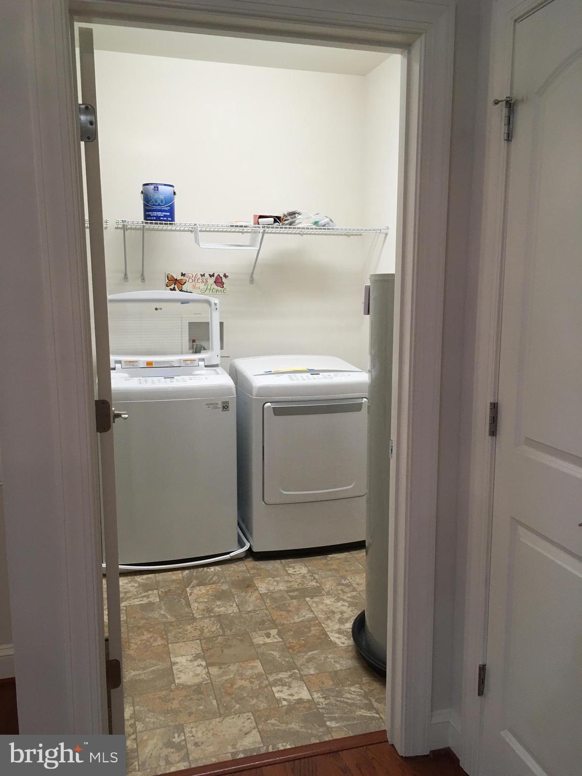 OVERLOOK AT MACPHAIL WOODS - Residential Lease