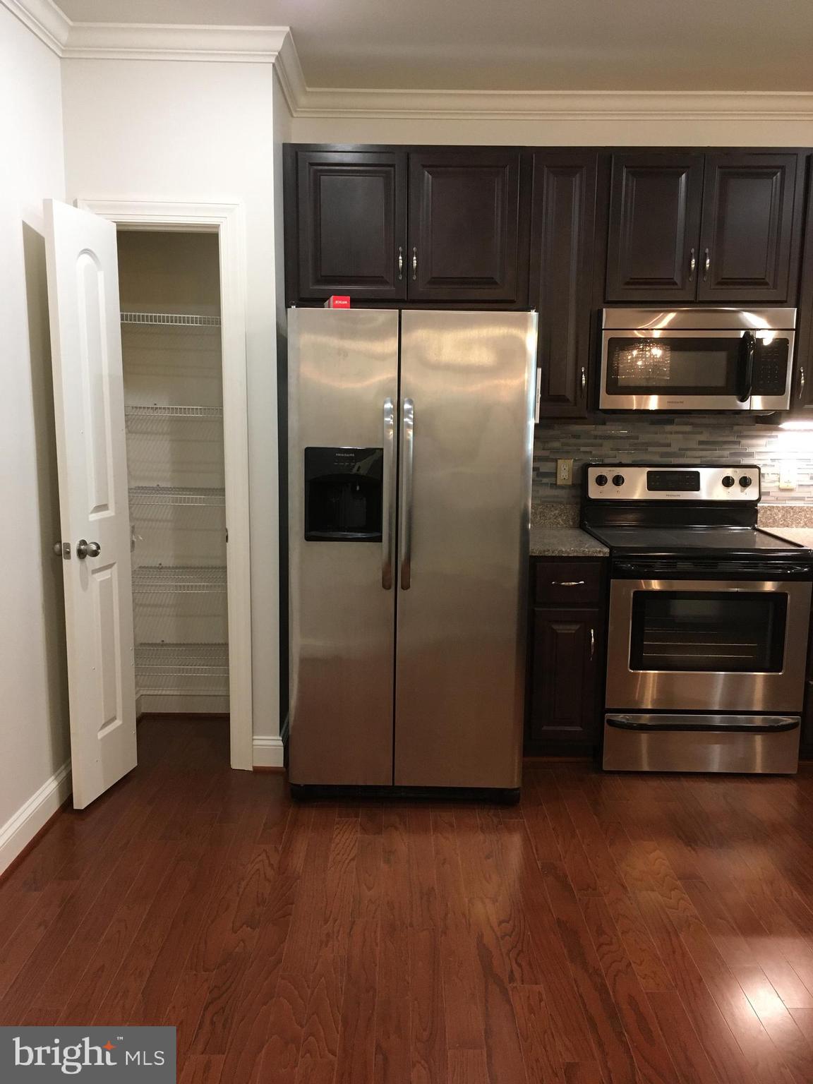 OVERLOOK AT MACPHAIL WOODS - Residential Lease