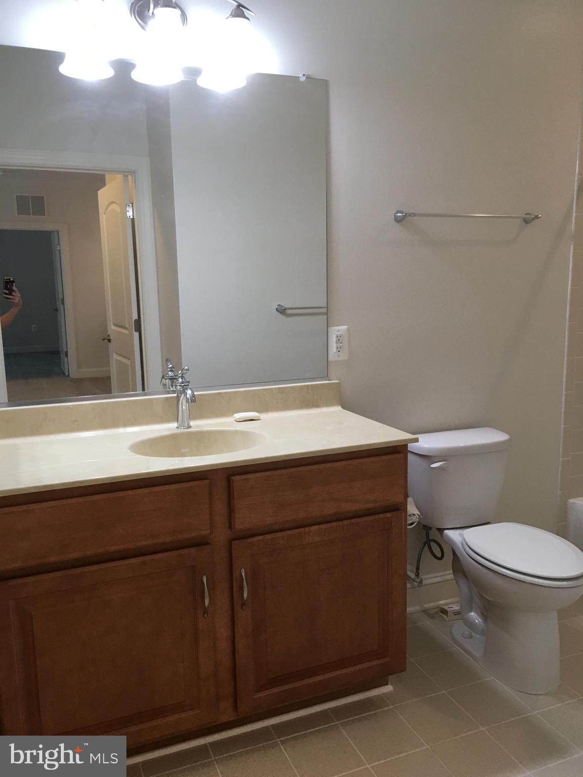 OVERLOOK AT MACPHAIL WOODS - Residential Lease