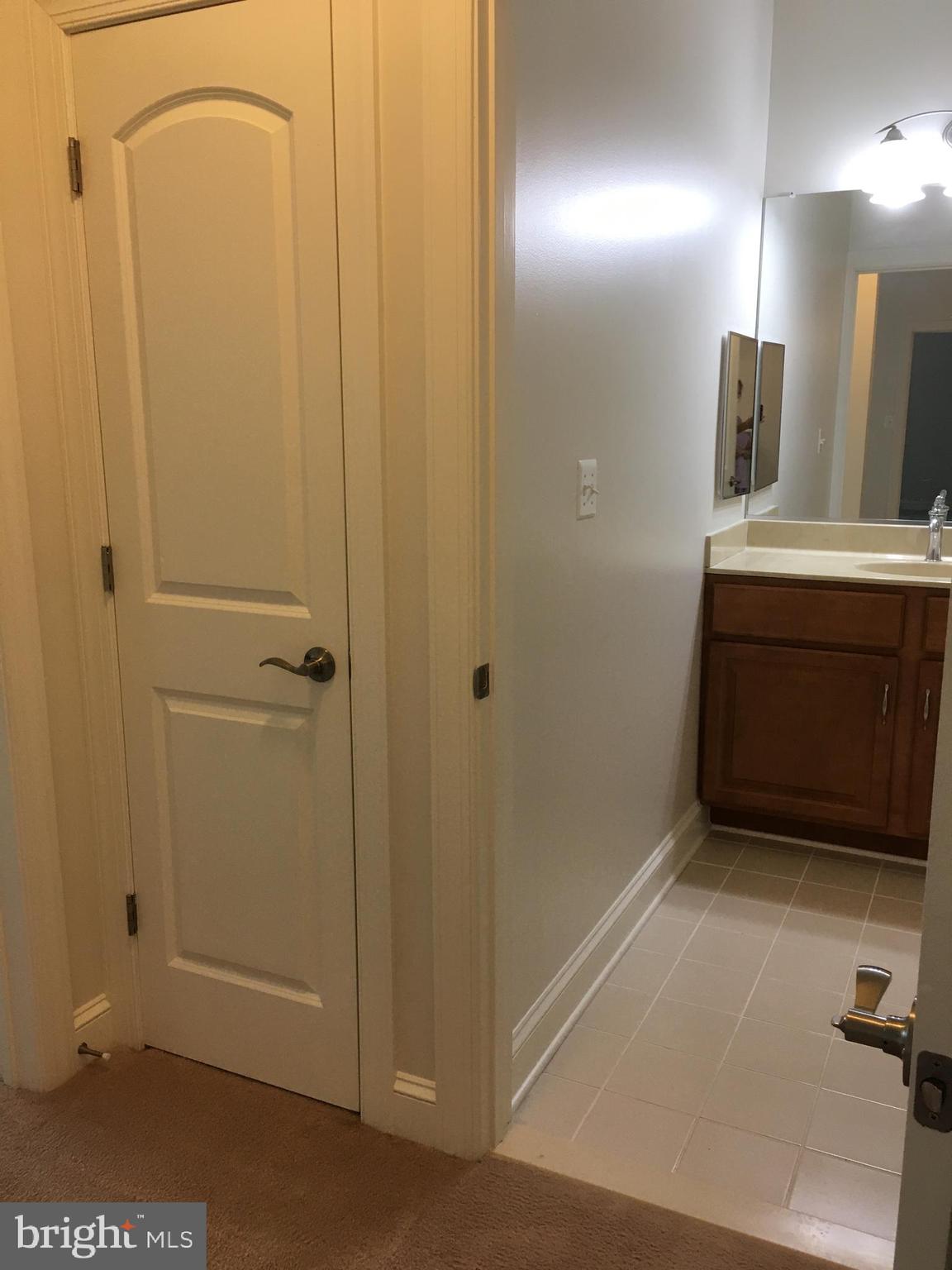 OVERLOOK AT MACPHAIL WOODS - Residential Lease