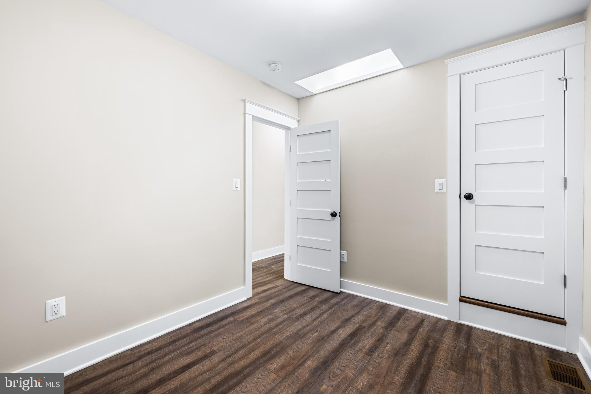 HAMPDEN HISTORIC DISTRICT - Residential