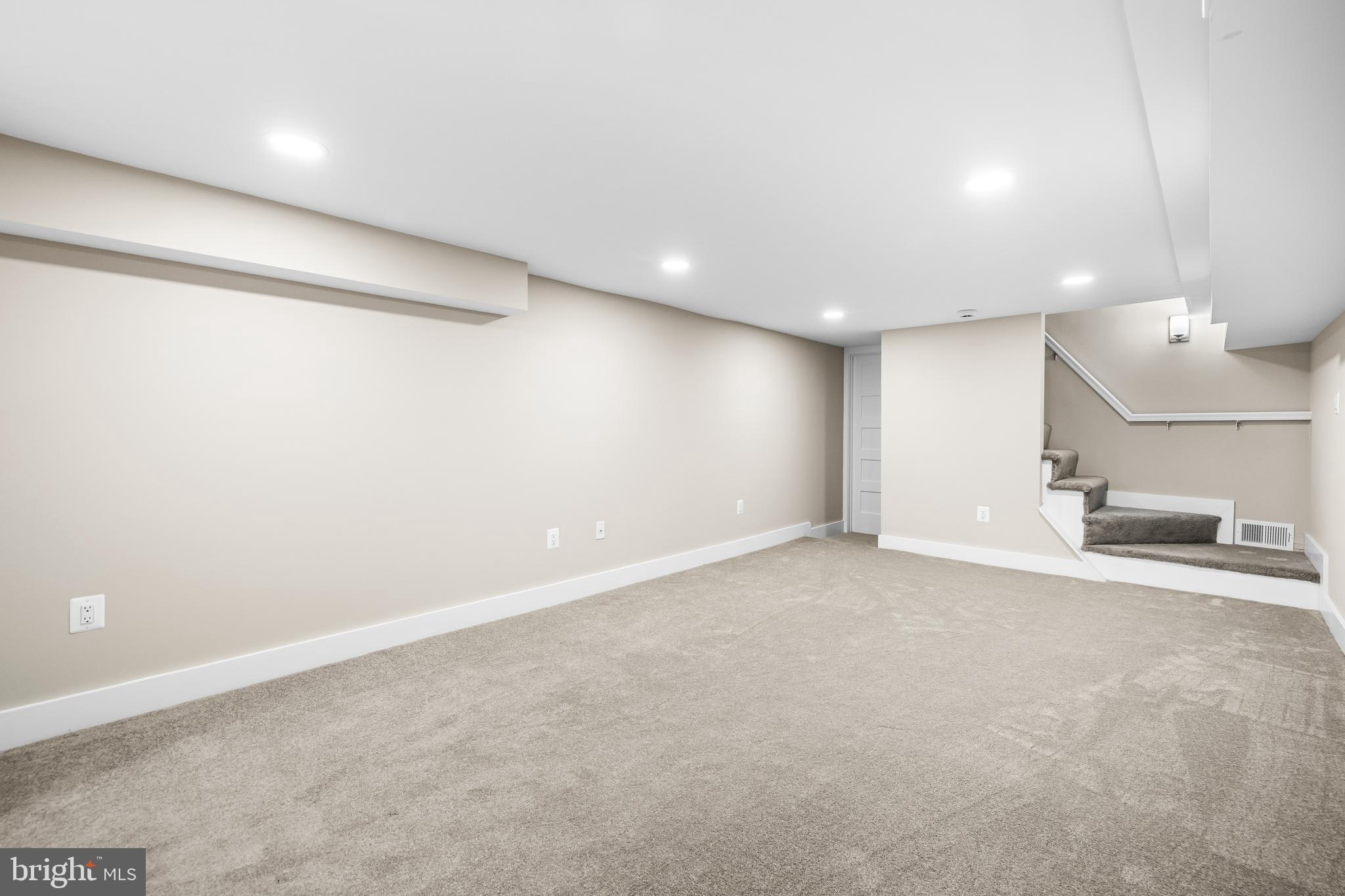 HAMPDEN HISTORIC DISTRICT - Residential