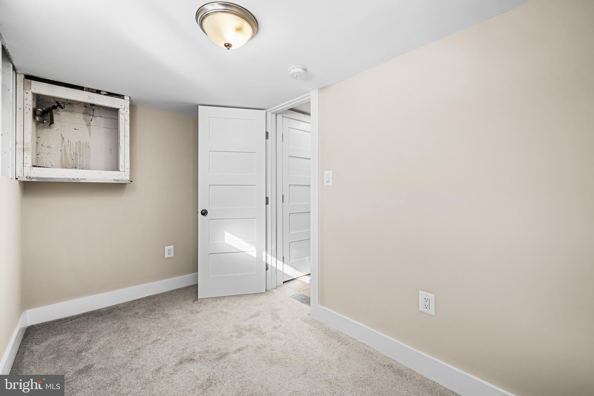 HAMPDEN HISTORIC DISTRICT - Residential