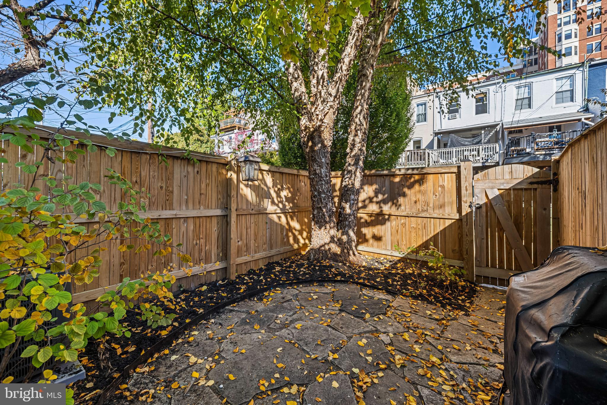 HAMPDEN HISTORIC DISTRICT - Residential