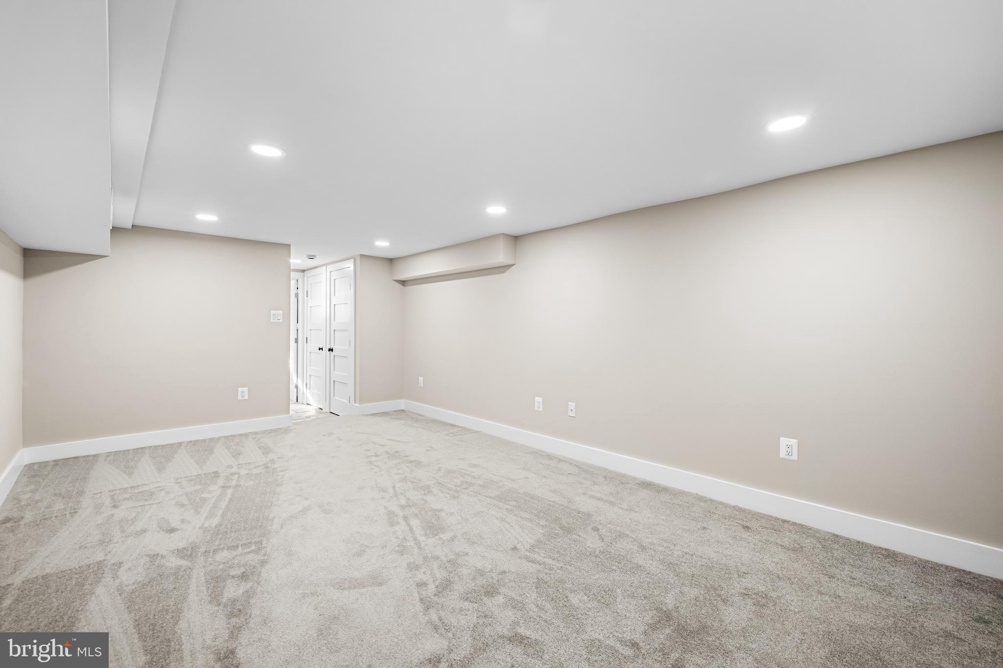 HAMPDEN HISTORIC DISTRICT - Residential