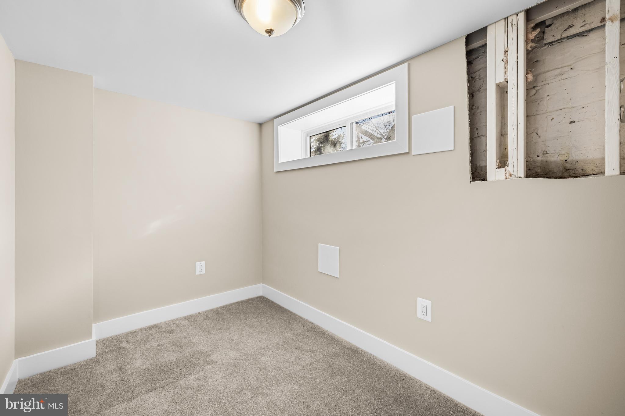 HAMPDEN HISTORIC DISTRICT - Residential