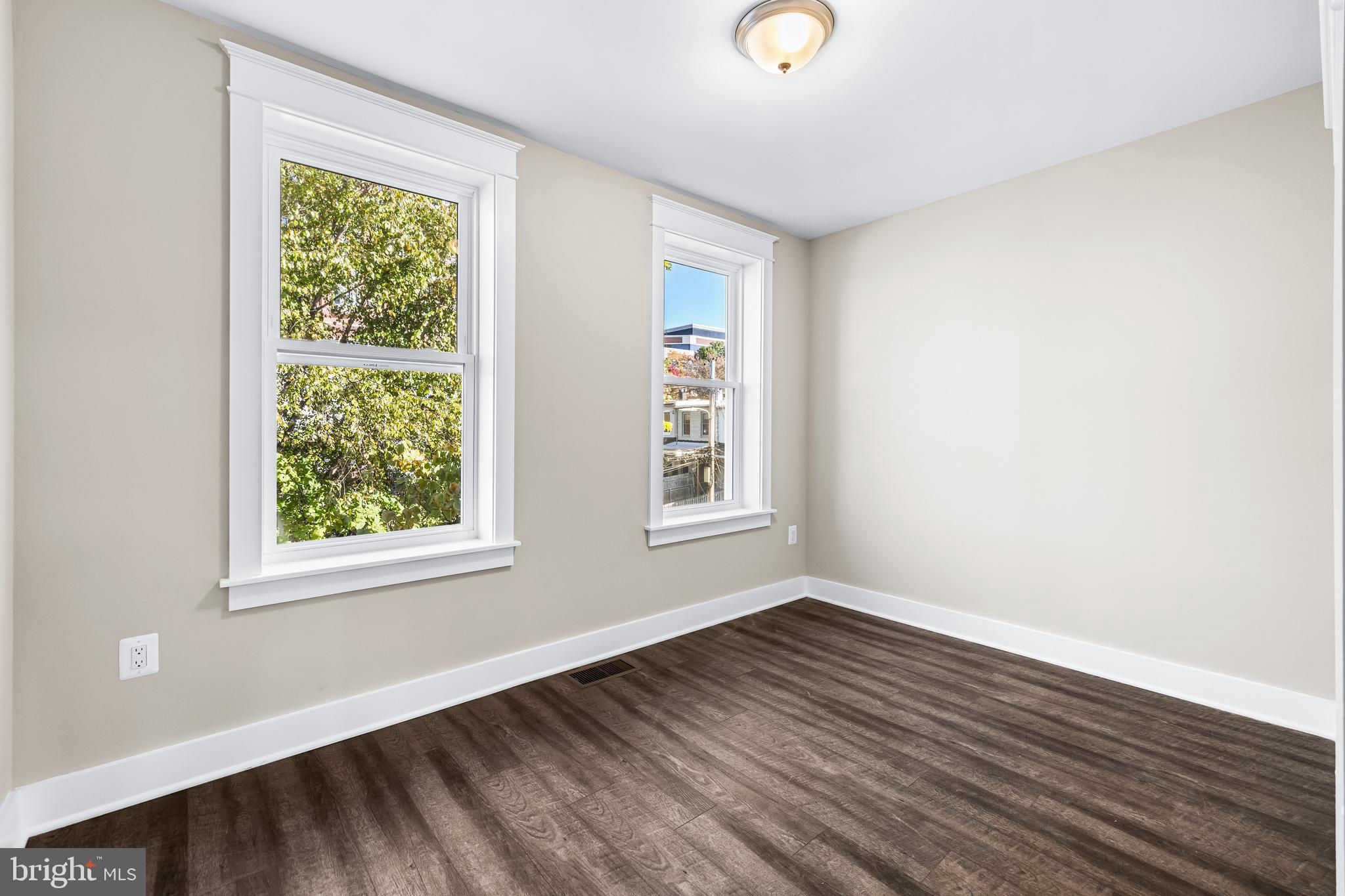 HAMPDEN HISTORIC DISTRICT - Residential