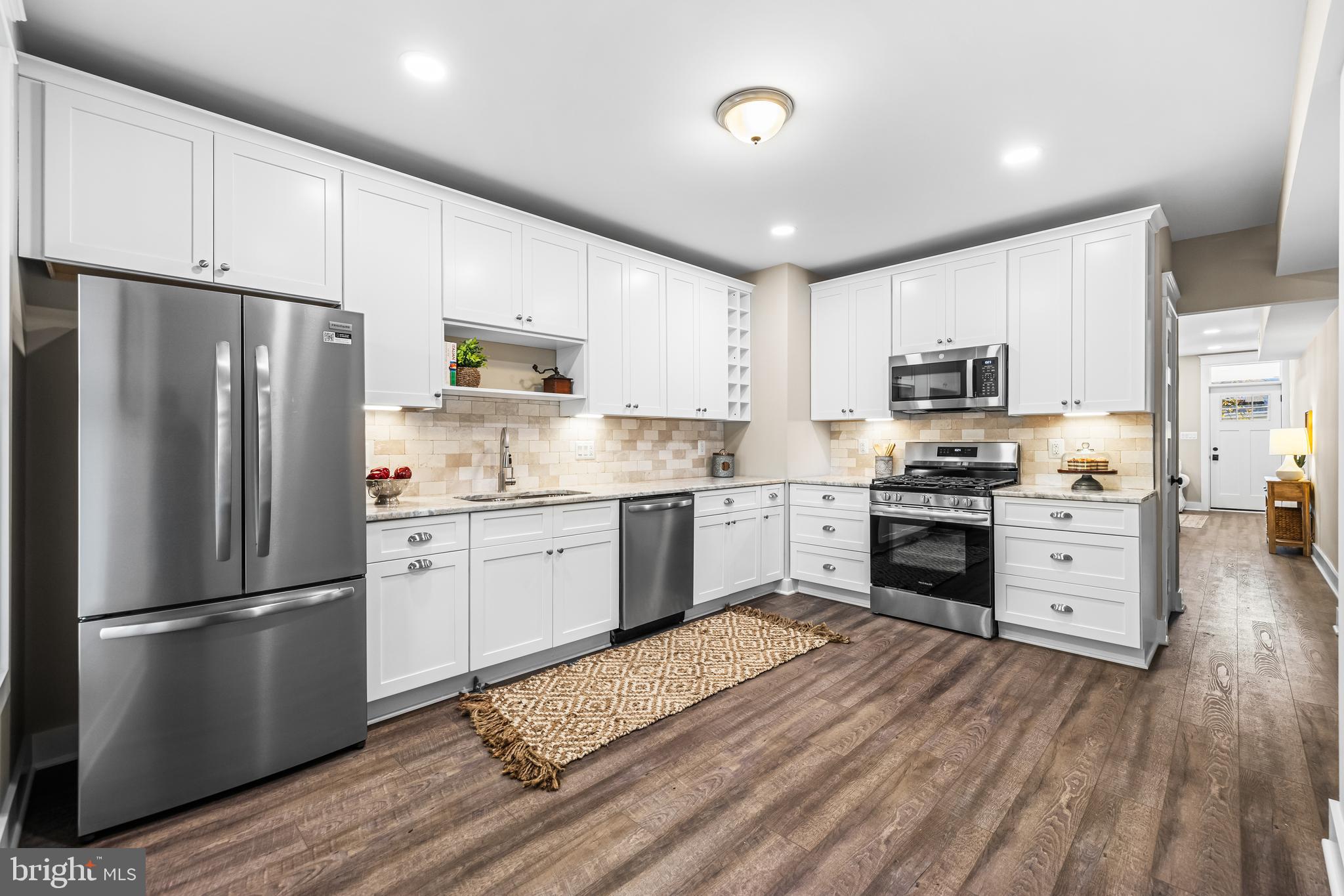 HAMPDEN HISTORIC DISTRICT - Residential