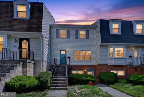 Condo For Sale - 1610 E Bancroft Lane<br/> CROFTON, MD 21114