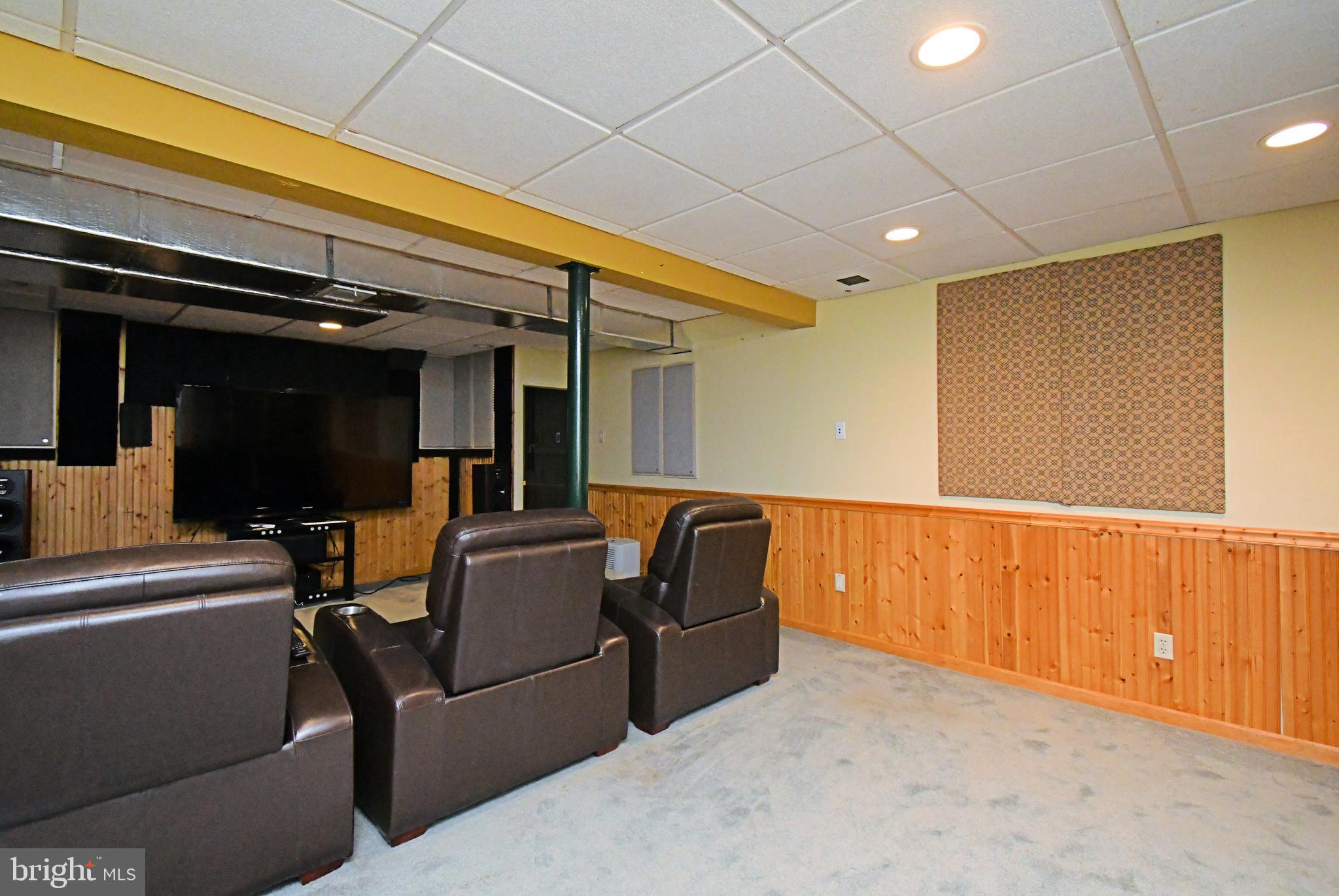 HATFIELD CROSSING - Residential