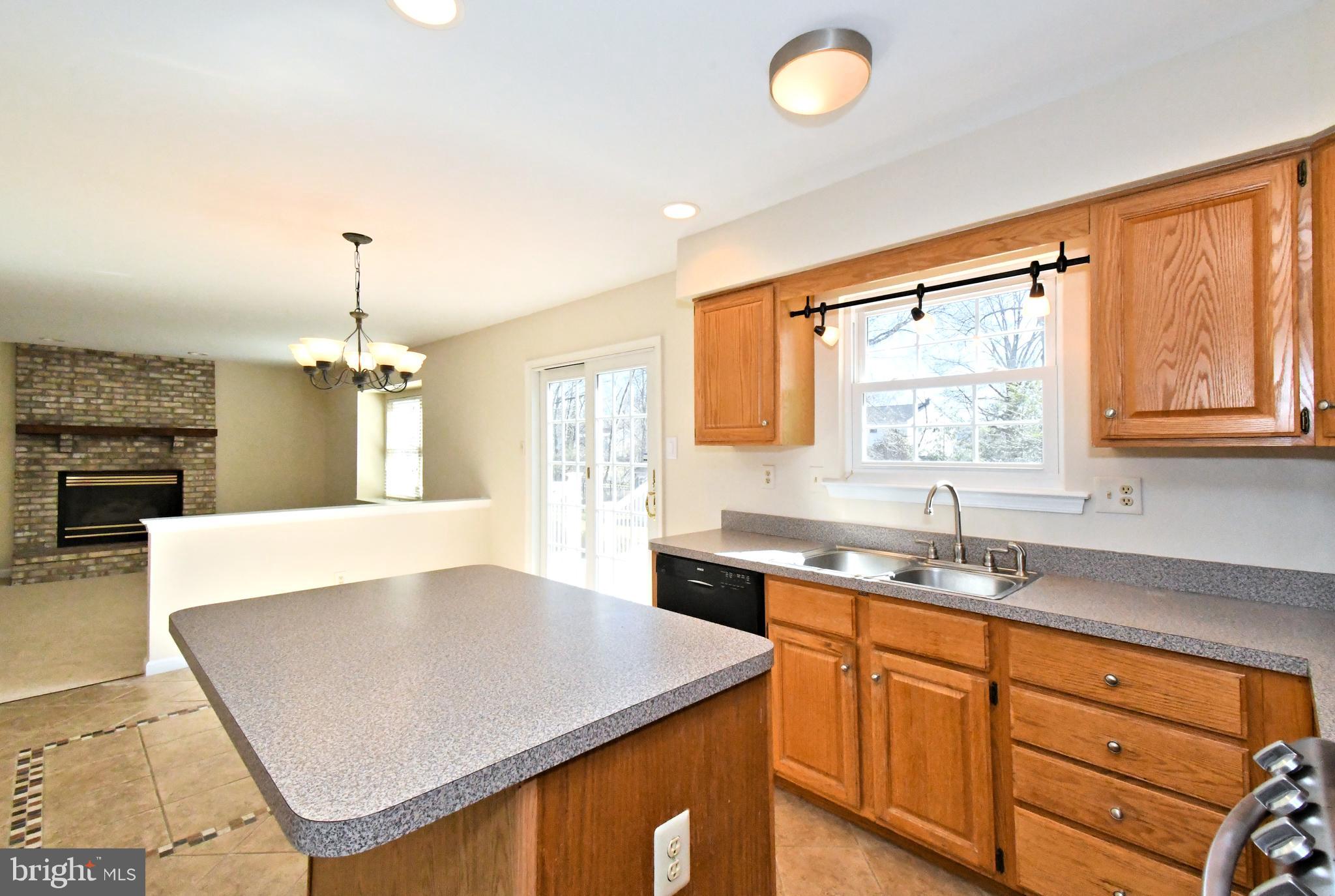 HATFIELD CROSSING - Residential