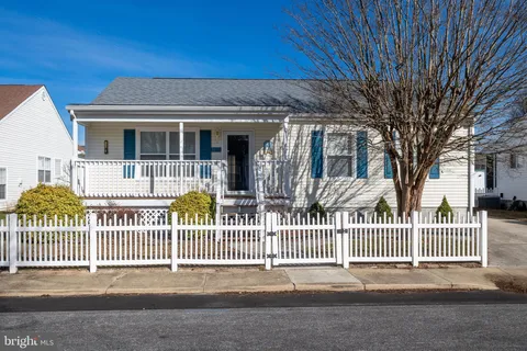 38518 S Hampton Dr, Frankford, DE MLS: DESU2079328