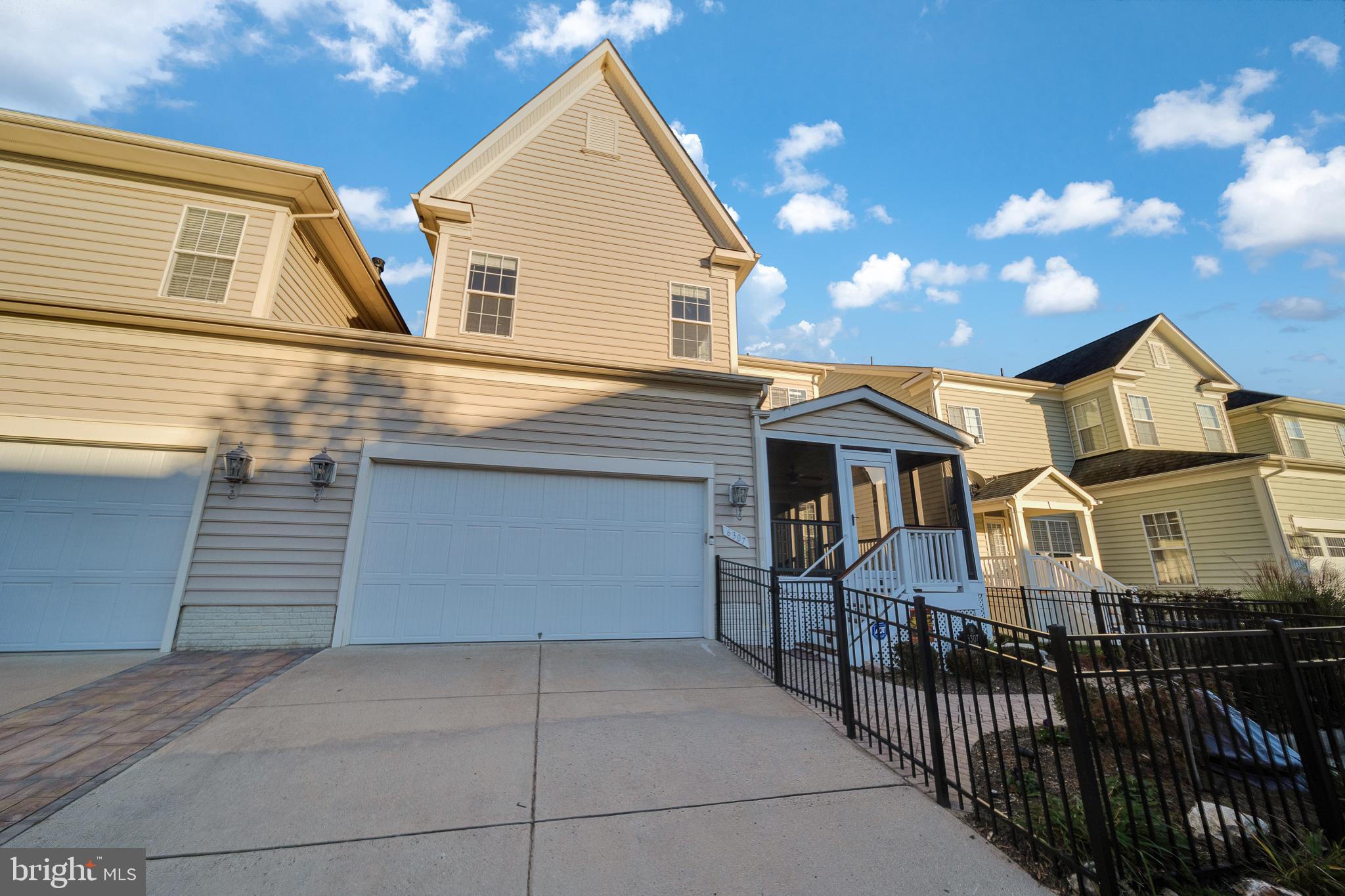 NORTHAMPTON - Residential