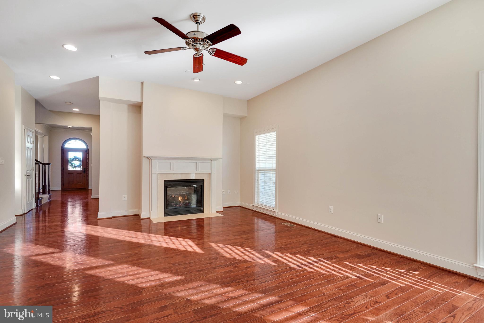 NORTHAMPTON - Residential