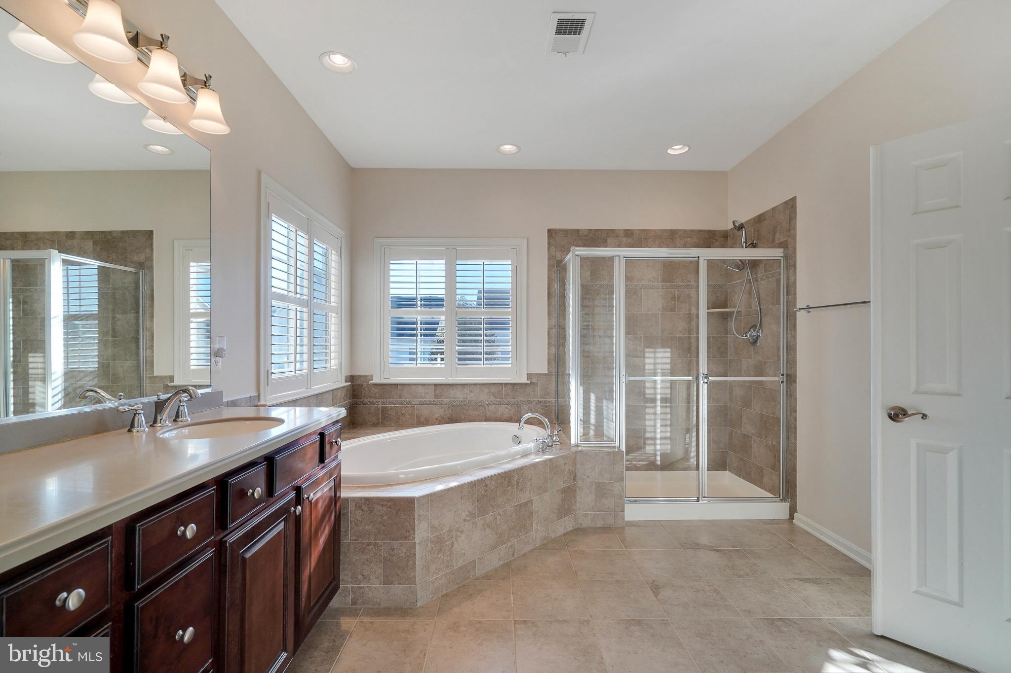 NORTHAMPTON - Residential