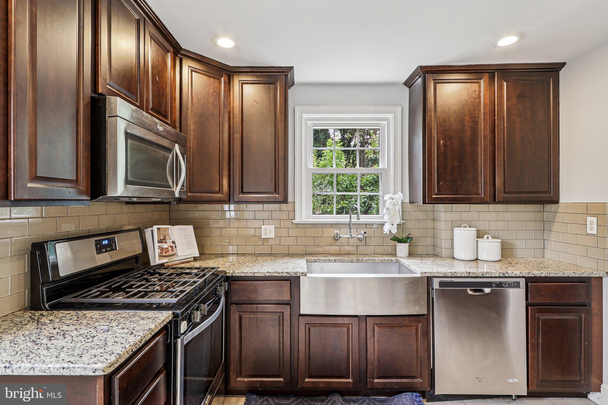 AVON PARK - Residential