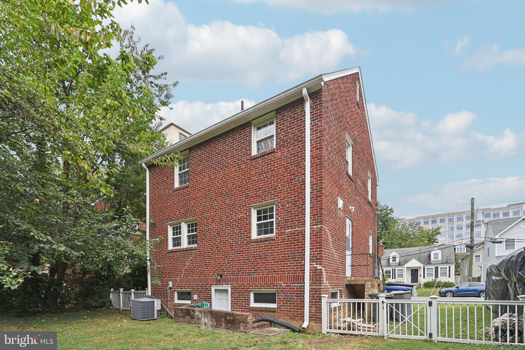 AVON PARK - Residential