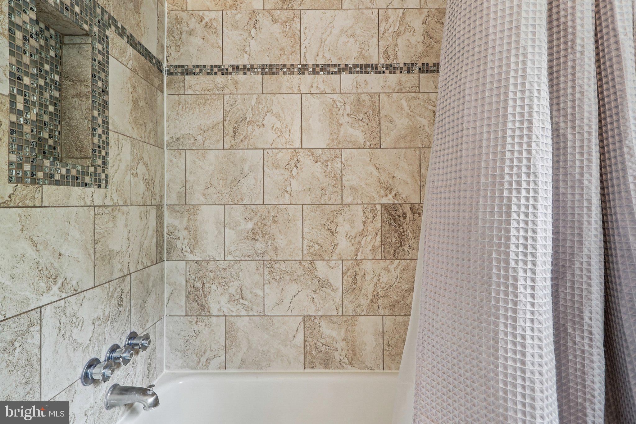 AVON PARK - Residential