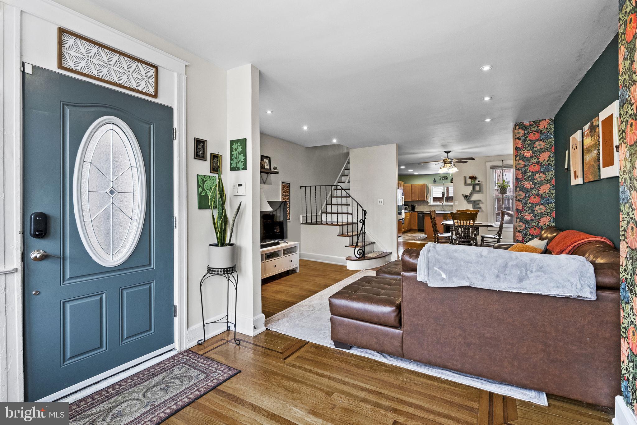 629 JAMESTOWN STREET