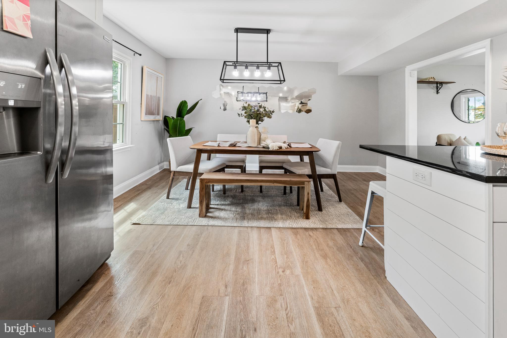 FOUR SEASONS ESTATES - Residential