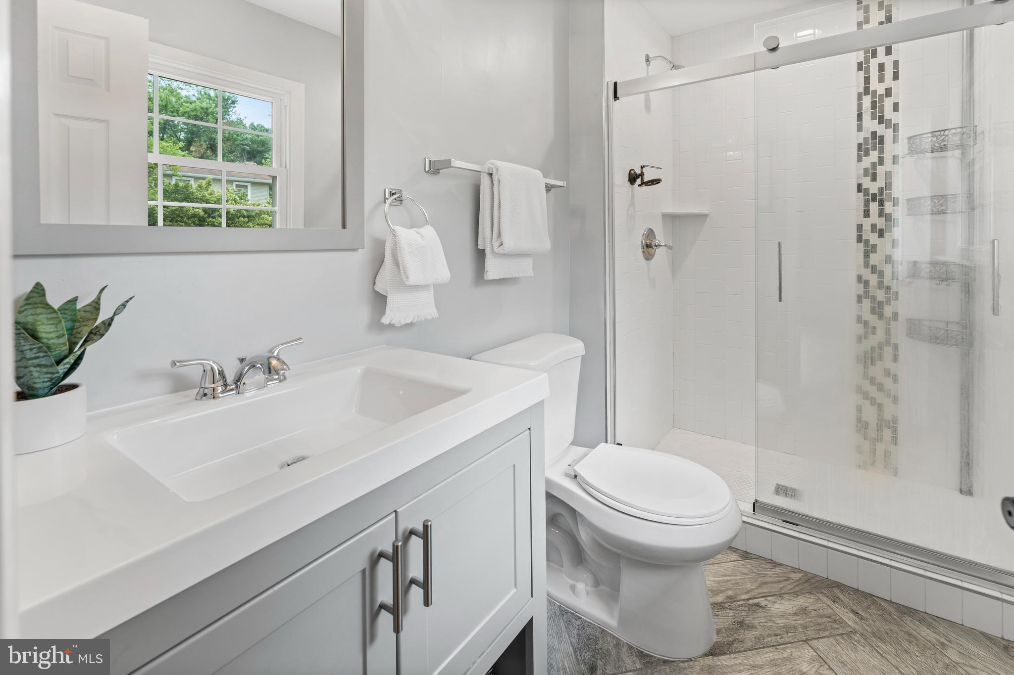 FOUR SEASONS ESTATES - Residential