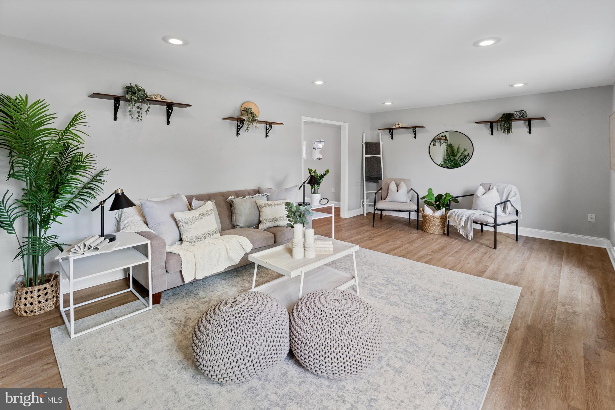 FOUR SEASONS ESTATES - Residential