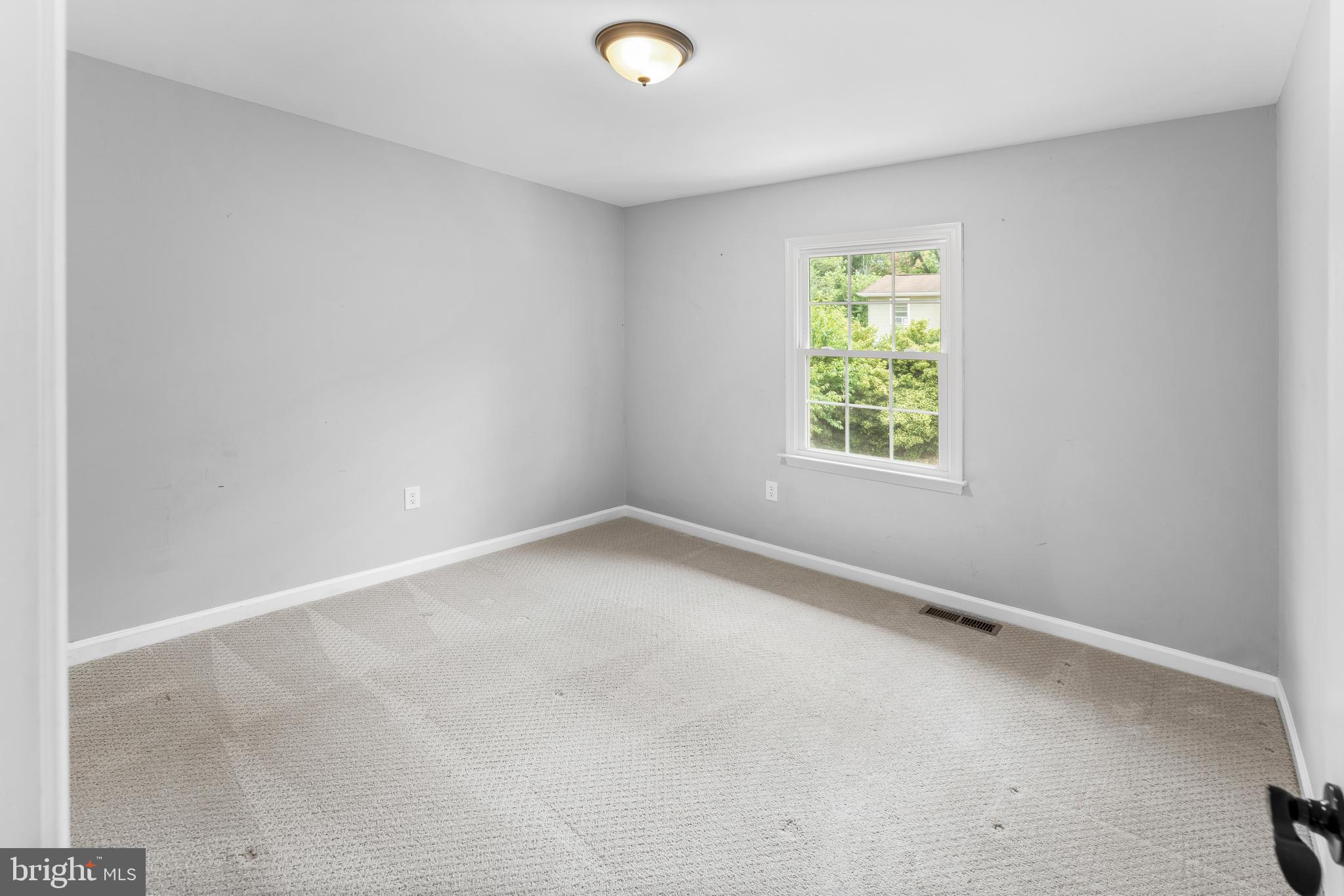 FOUR SEASONS ESTATES - Residential