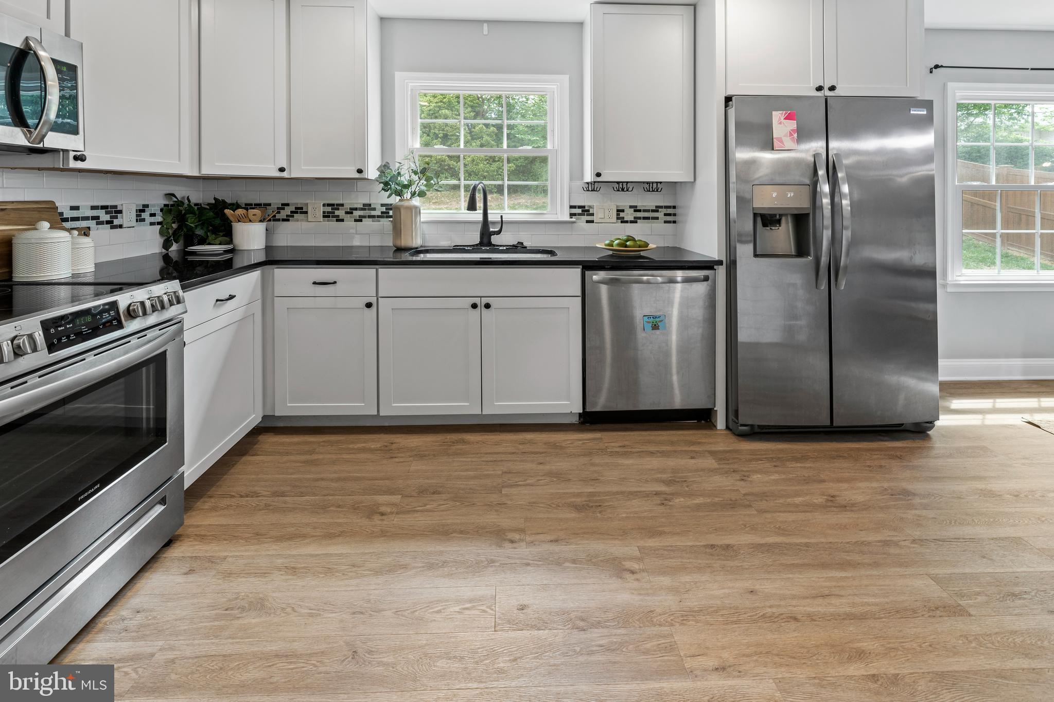 FOUR SEASONS ESTATES - Residential