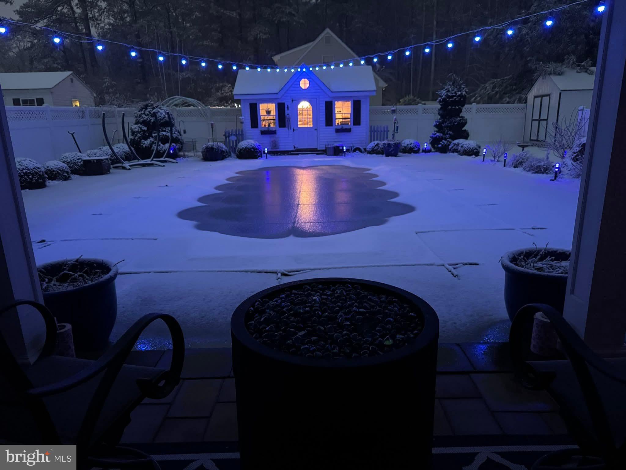 CAMDEN AVE. - Residential