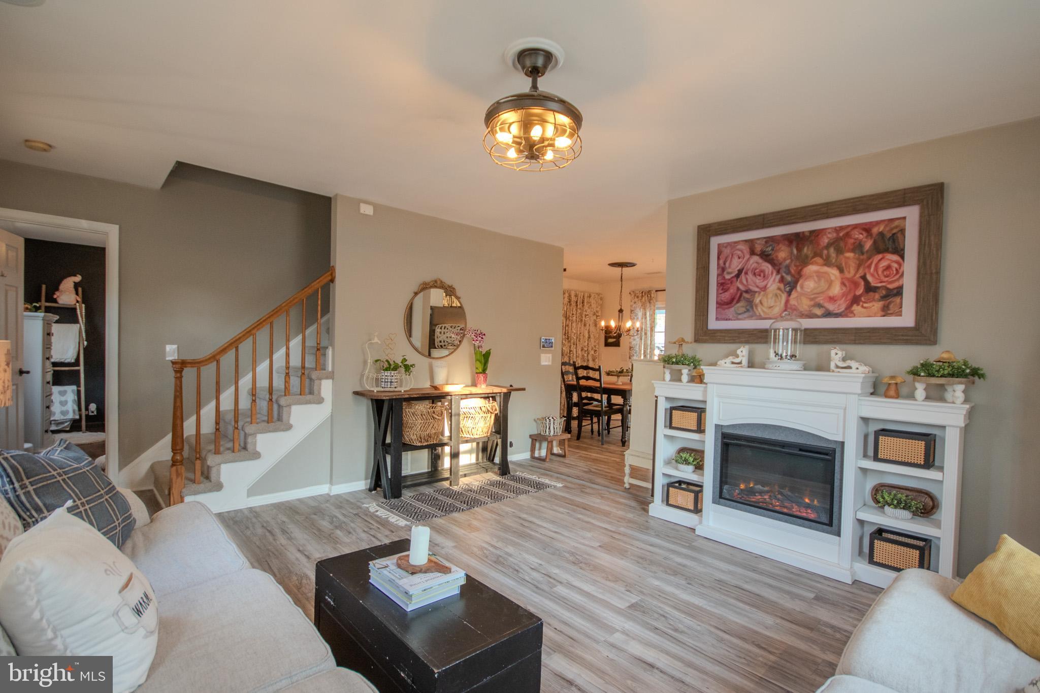 CAMDEN AVE. - Residential