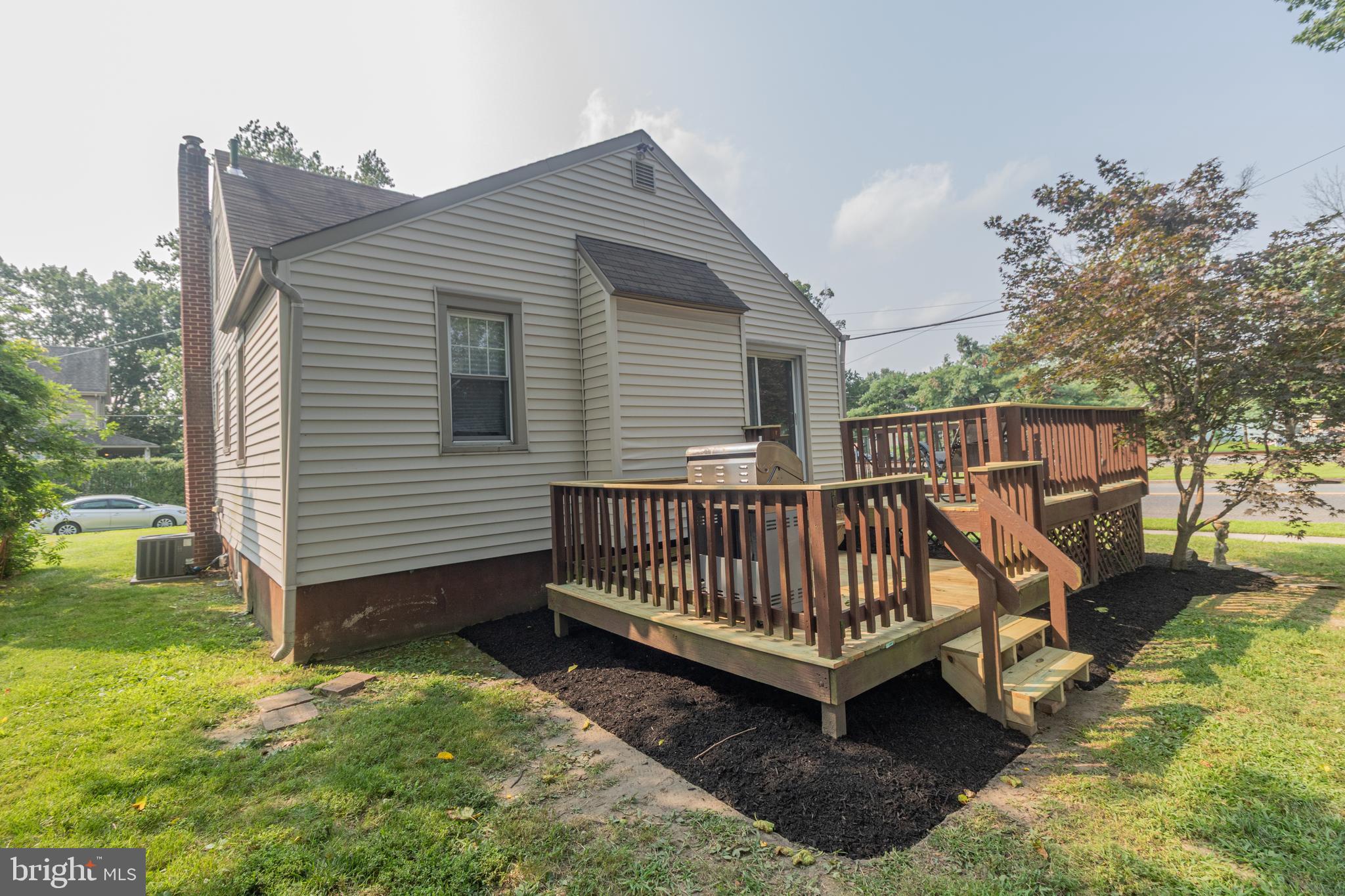 35 W HOLLY AVENUE