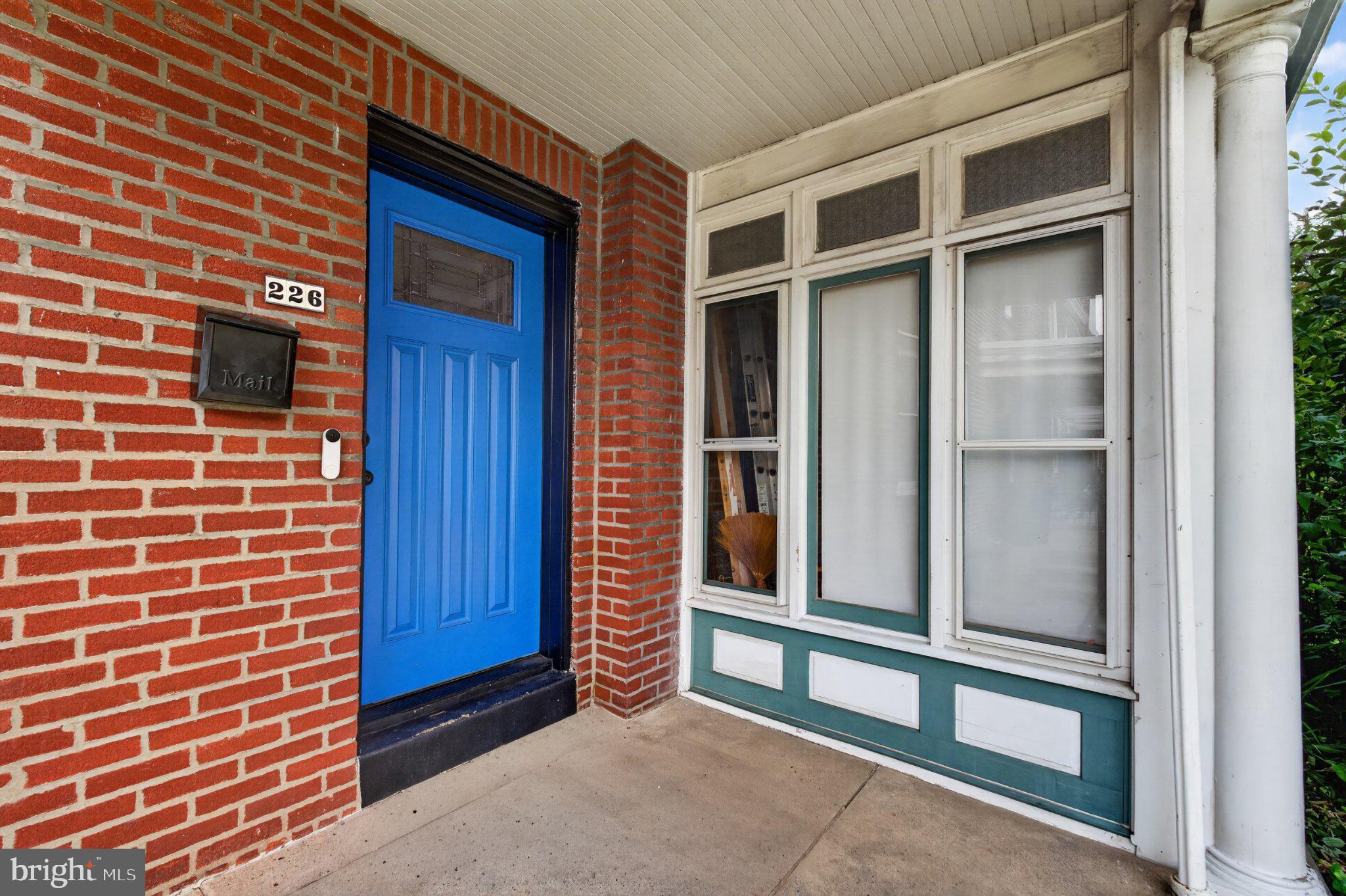 226 W LAVEER STREET