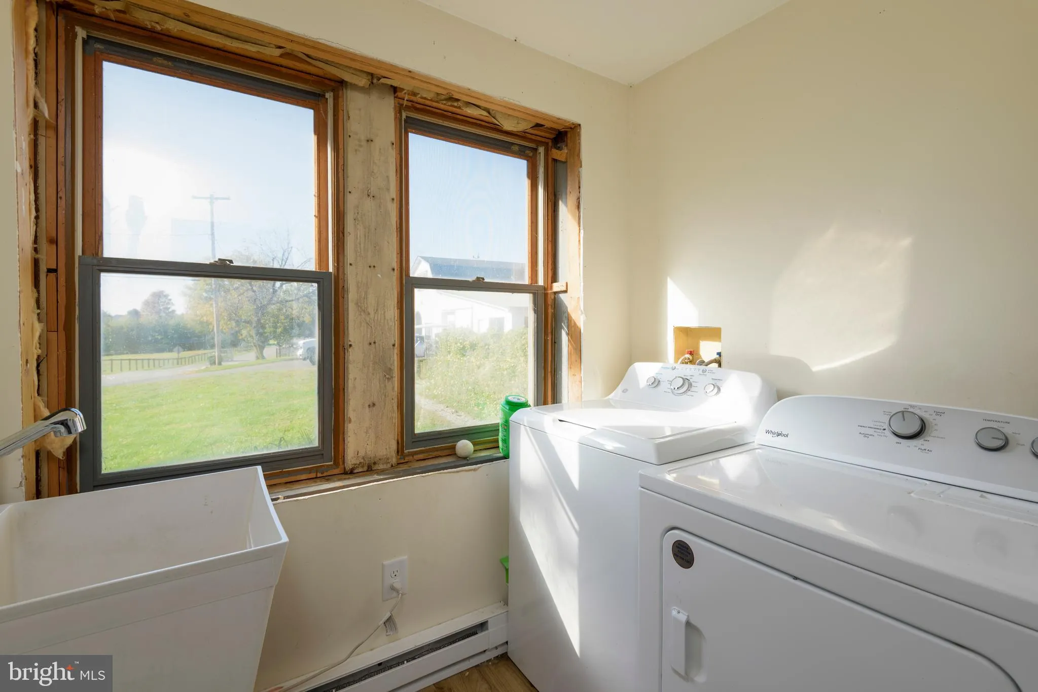 Oxford, Pennsylvania 19363, United States, 4 Bedrooms Bedrooms, ,2 BathroomsBathrooms,Residential,Active,232823