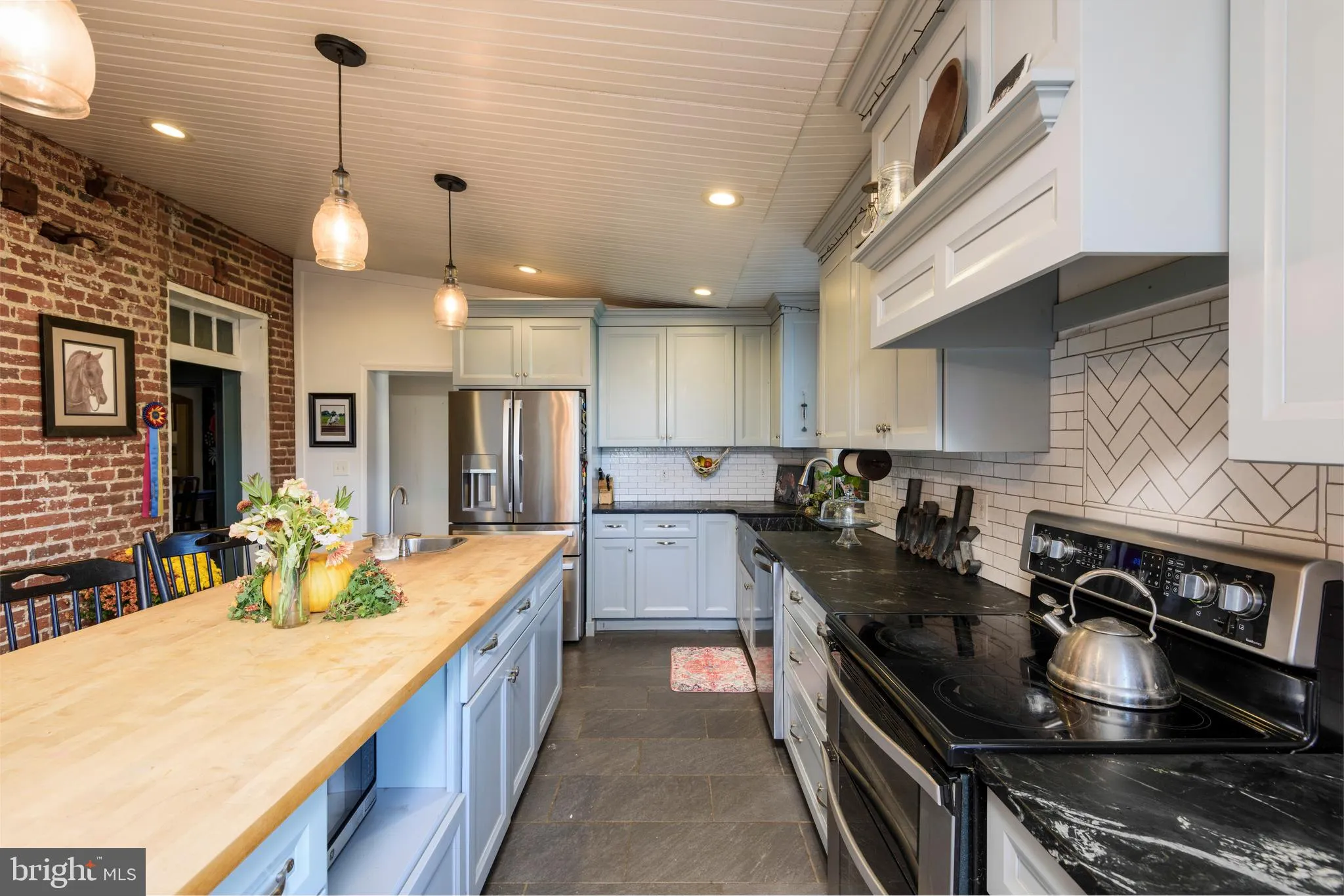 Oxford, Pennsylvania 19363, United States, 4 Bedrooms Bedrooms, ,2 BathroomsBathrooms,Residential,Active,232823