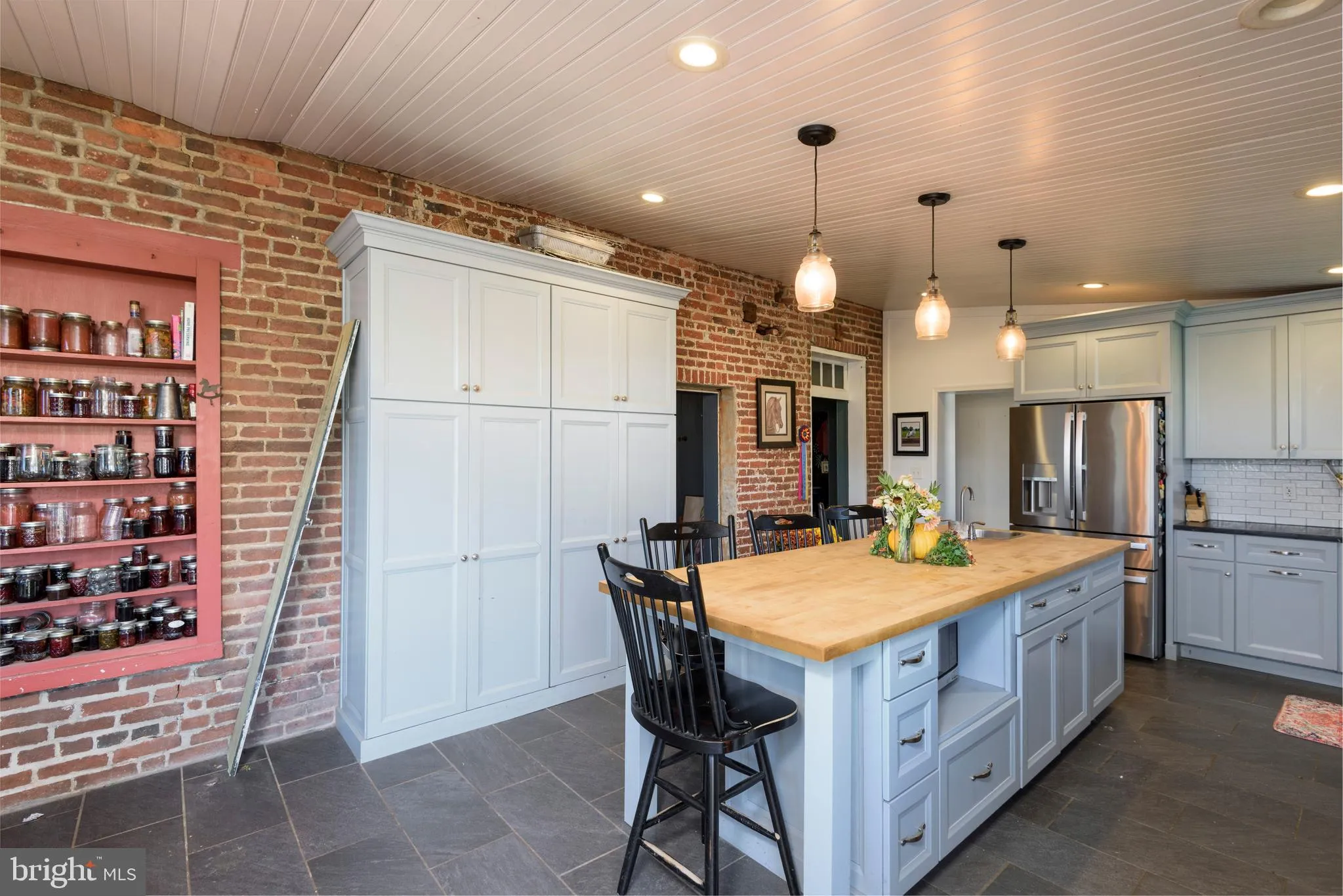 Oxford, Pennsylvania 19363, United States, 4 Bedrooms Bedrooms, ,2 BathroomsBathrooms,Residential,Active,232823