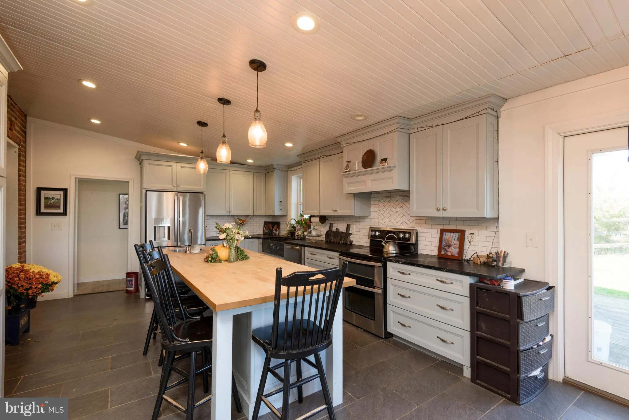 Oxford, Pennsylvania 19363, United States, 4 Bedrooms Bedrooms, ,2 BathroomsBathrooms,Residential,Active,232823