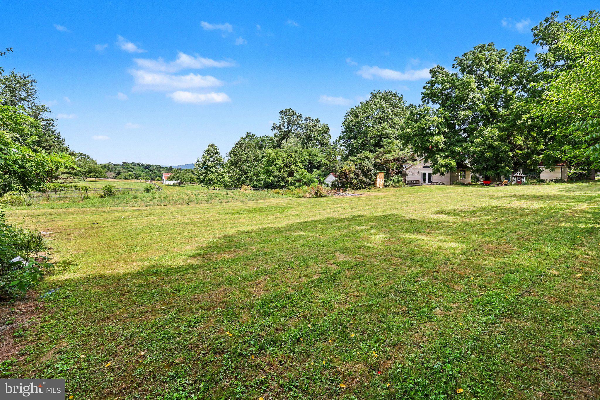 850 MYERSTOWN ROAD