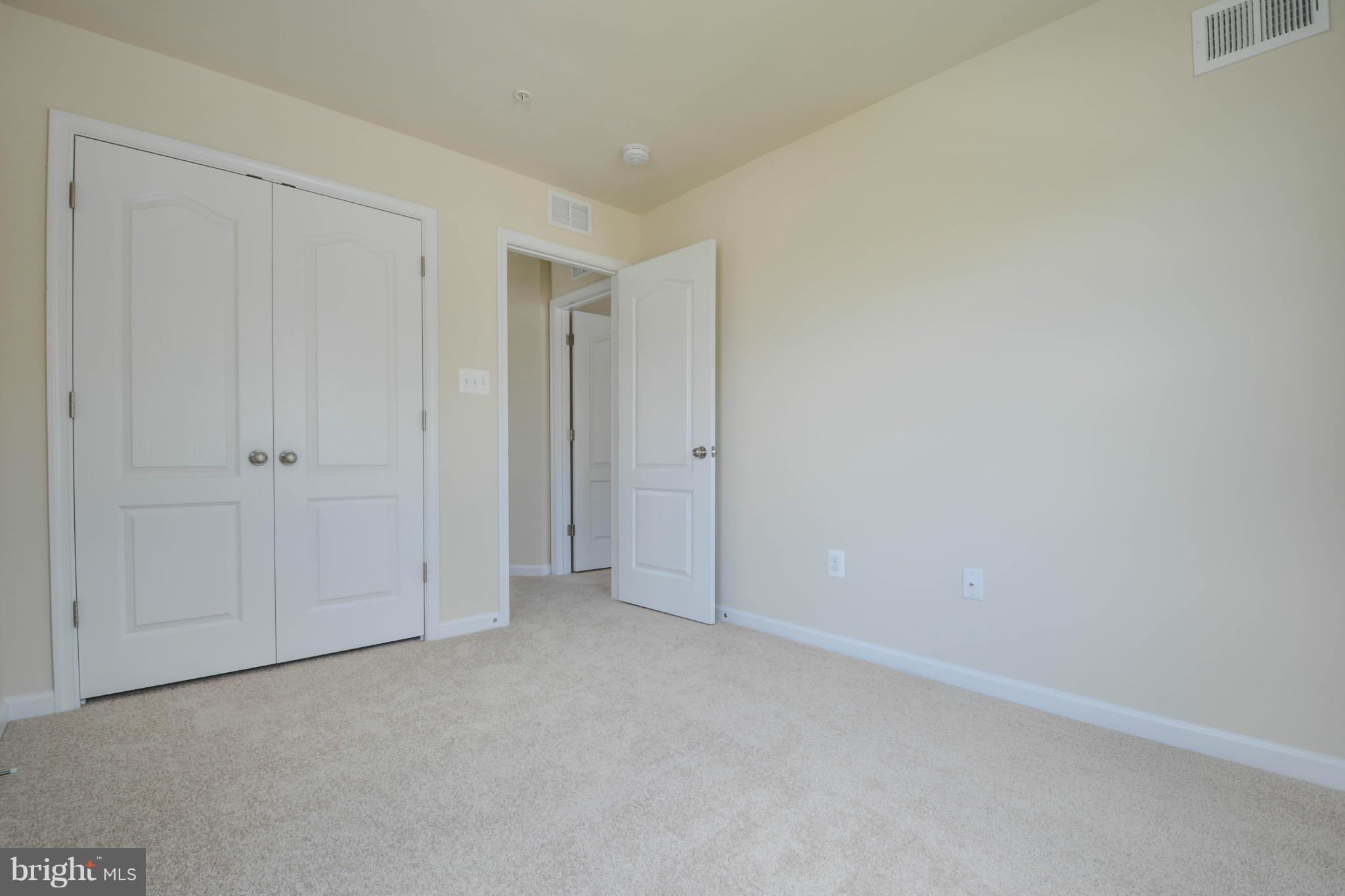 BOYERS RIDGE - Residential Lease