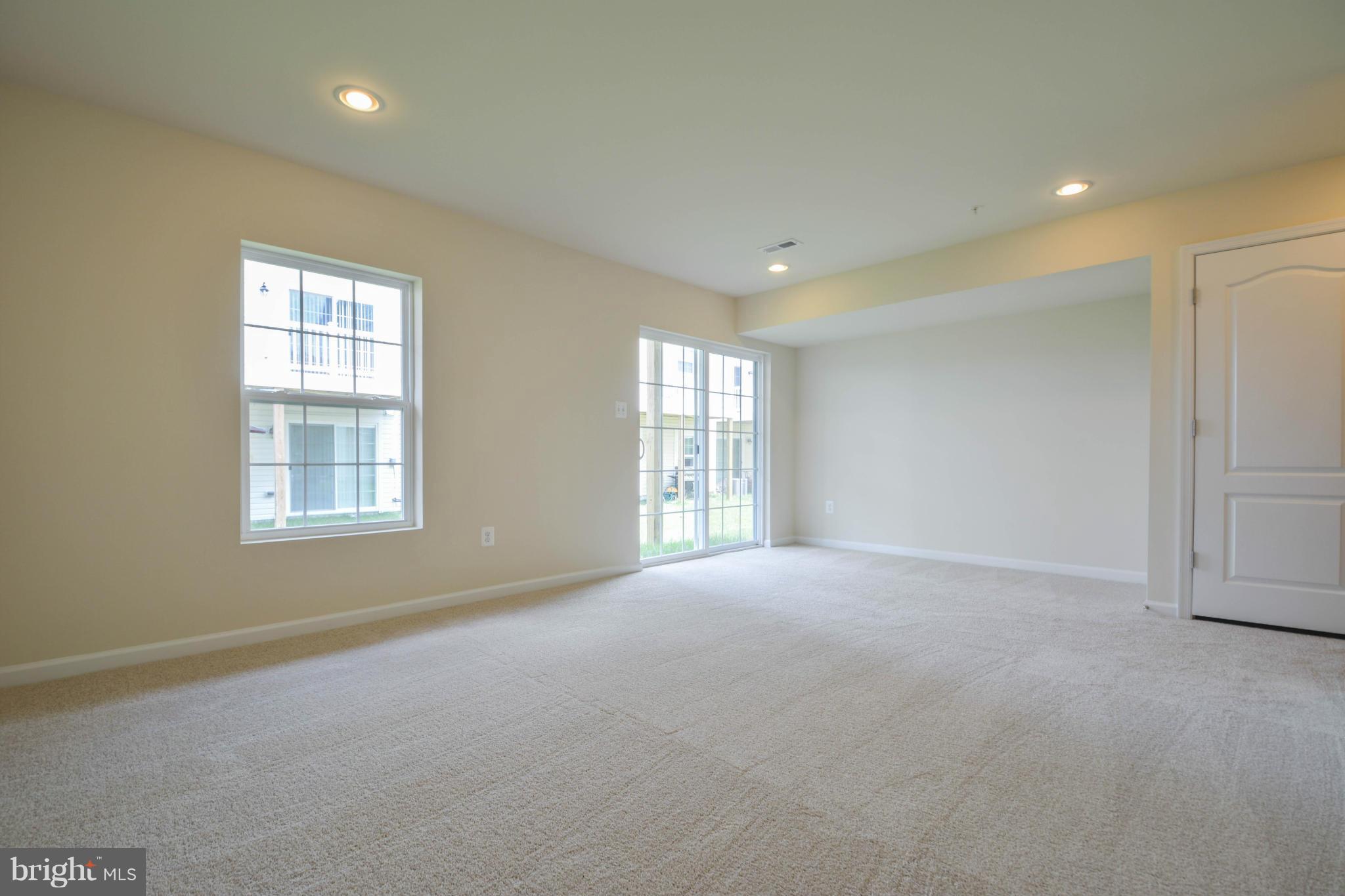 BOYERS RIDGE - Residential Lease