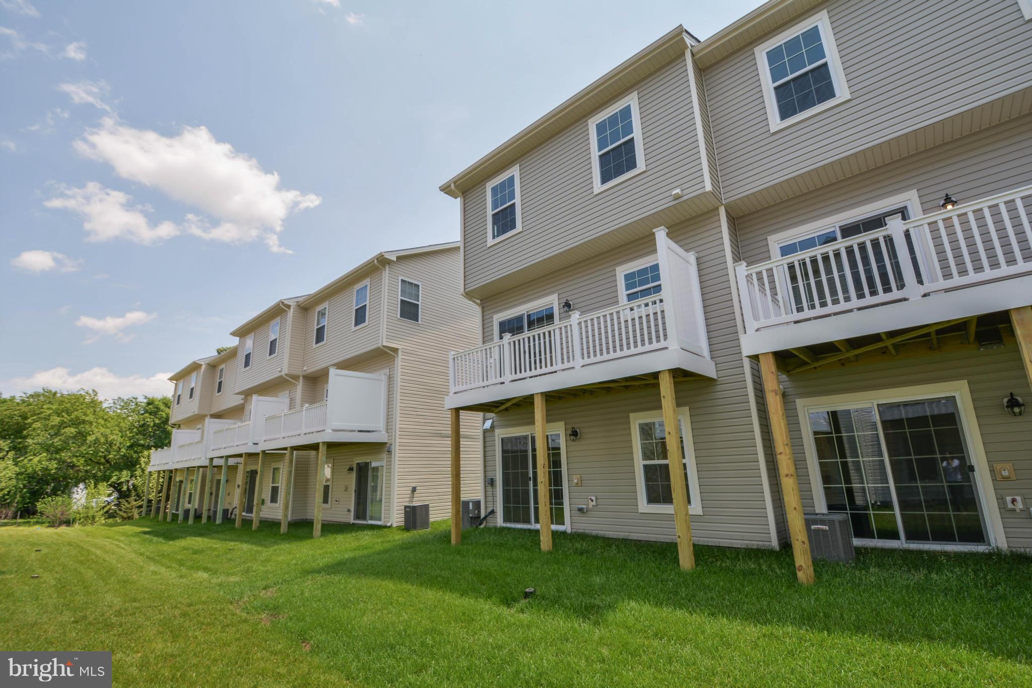 BOYERS RIDGE - Residential Lease